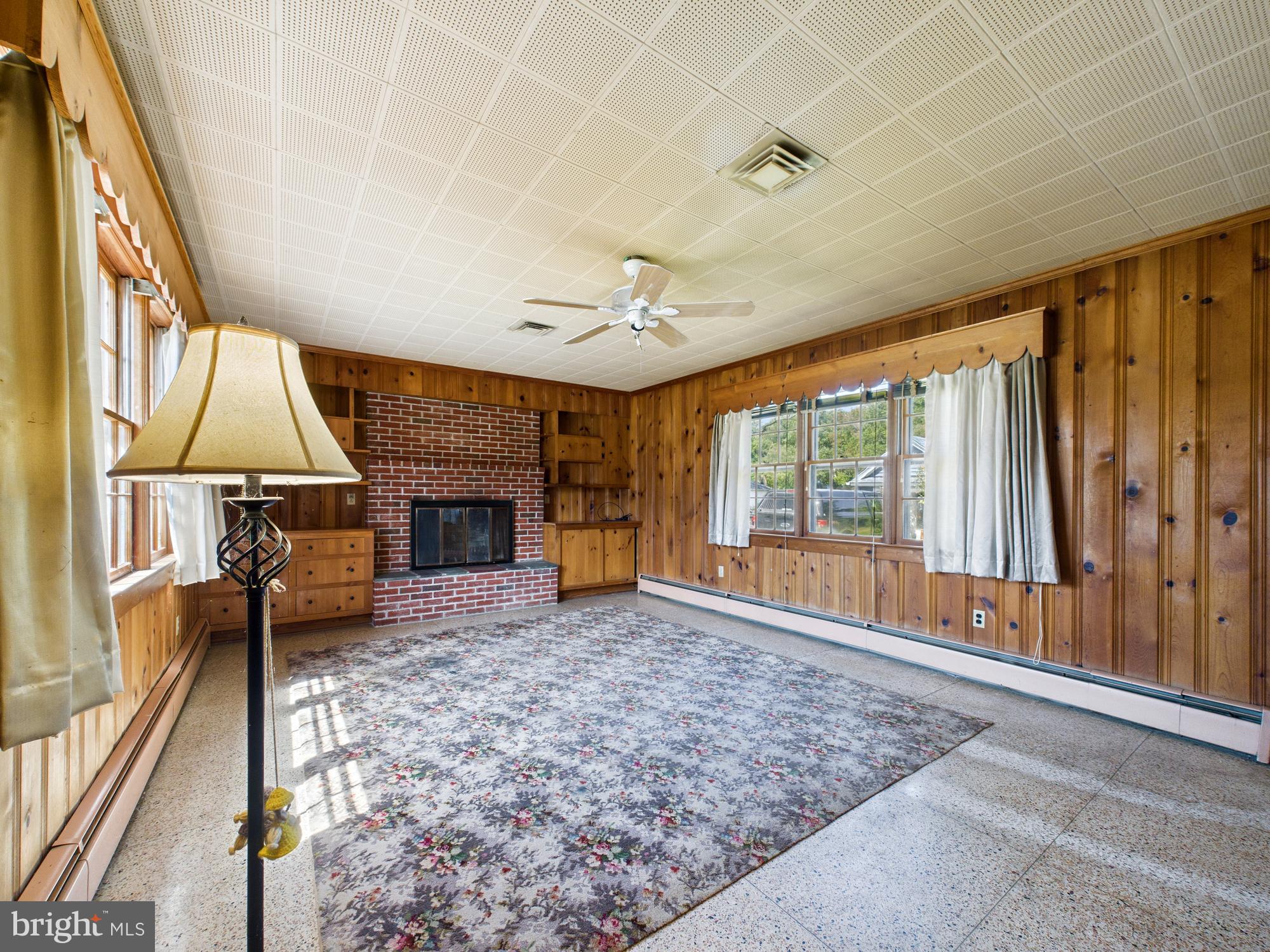 TOWN OF FEDERALSBURG - Residential