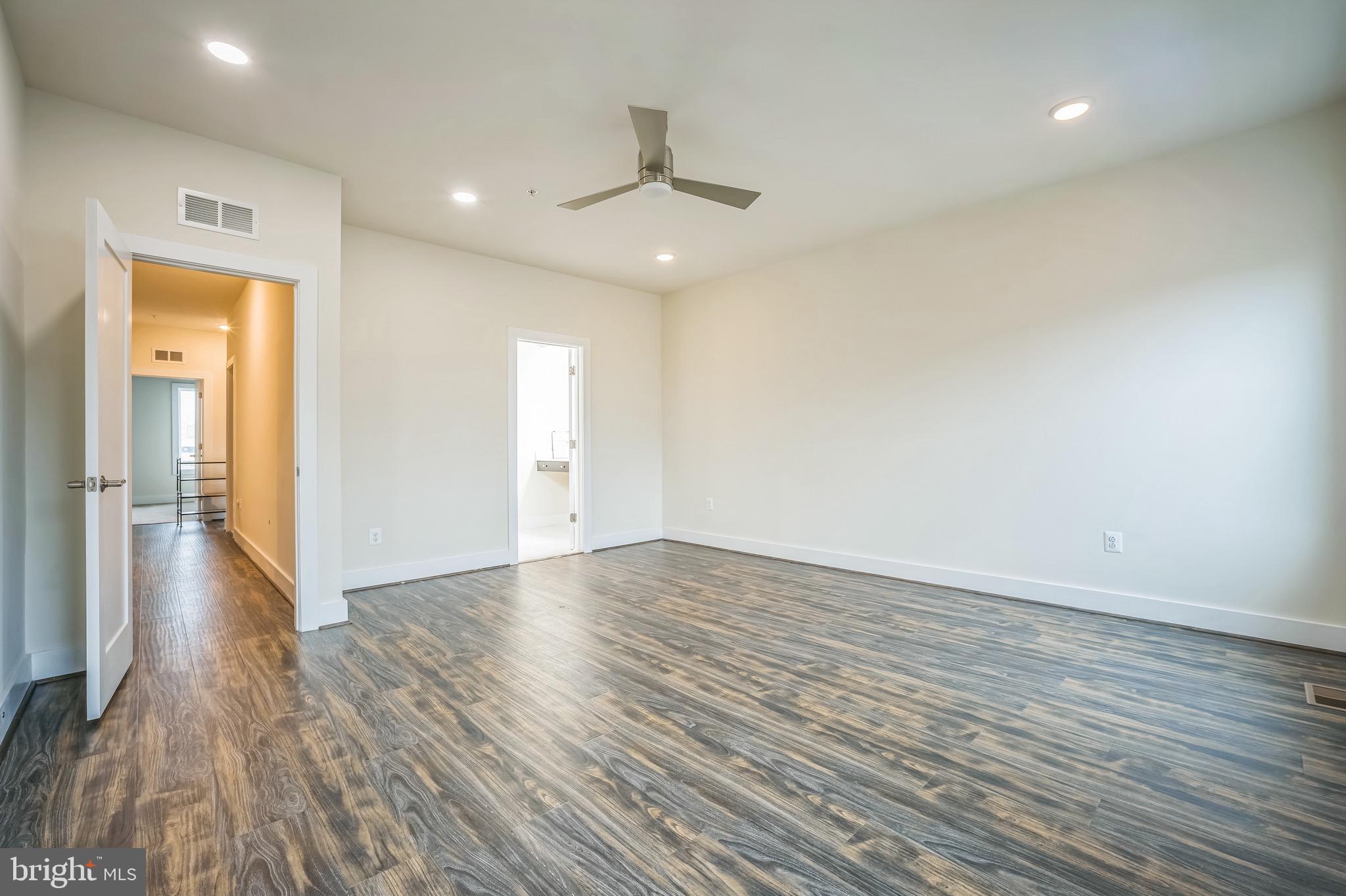 SM ONE LOUDOUN CONDO - Residential Lease