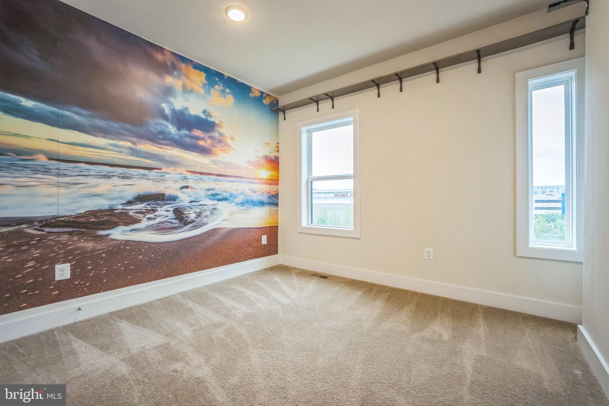 SM ONE LOUDOUN CONDO - Residential Lease