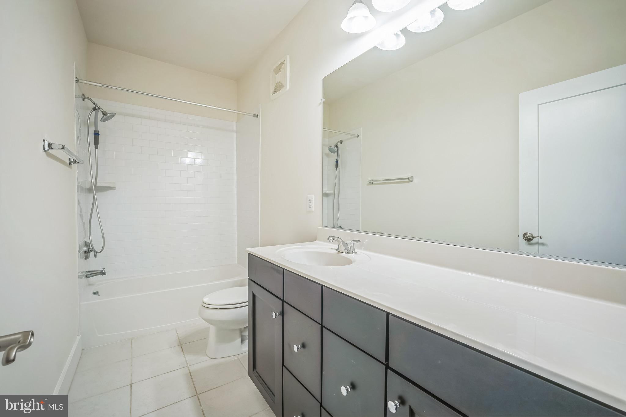 SM ONE LOUDOUN CONDO - Residential Lease