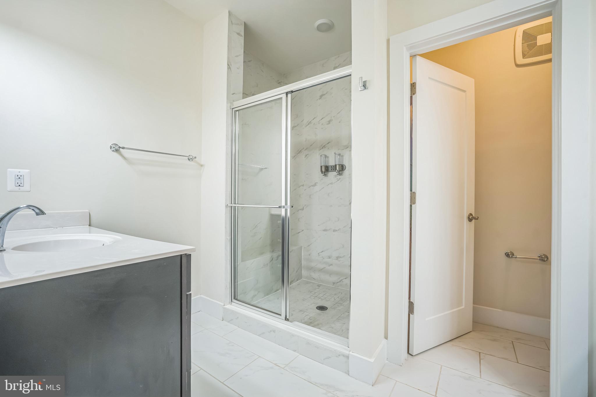 SM ONE LOUDOUN CONDO - Residential Lease