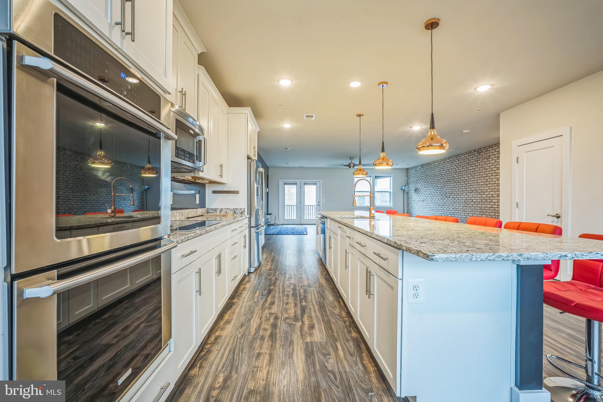 SM ONE LOUDOUN CONDO - Residential Lease