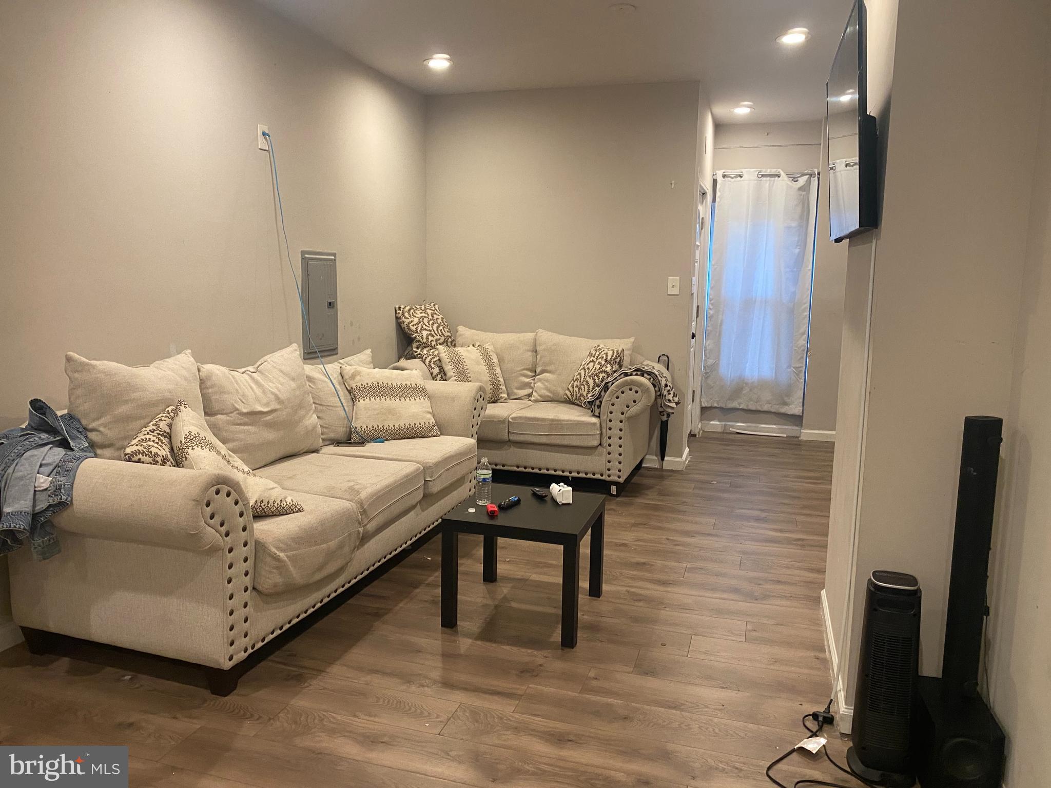 KINGSESSING - Residential Income