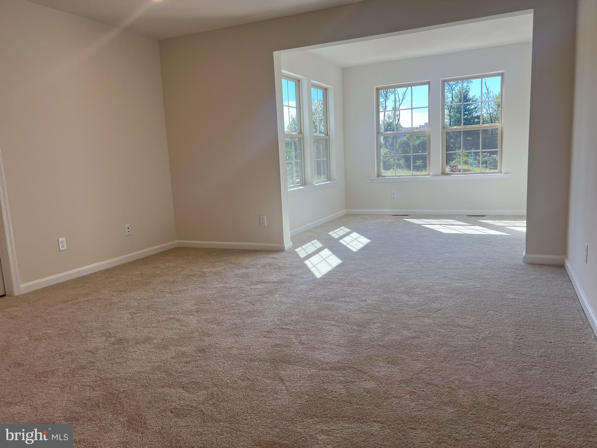 SPRING LAKE - Residential Lease