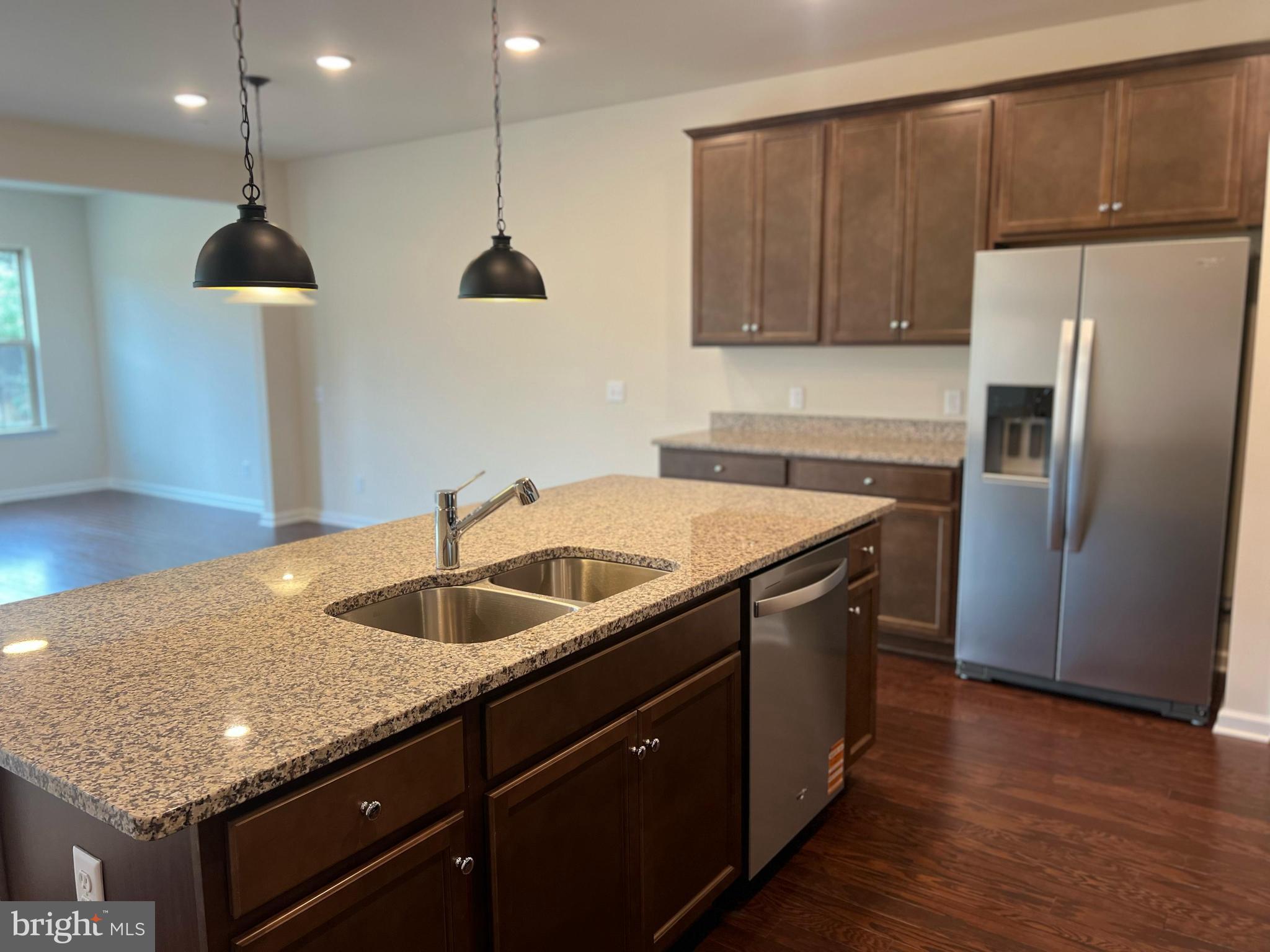 SPRING LAKE - Residential Lease