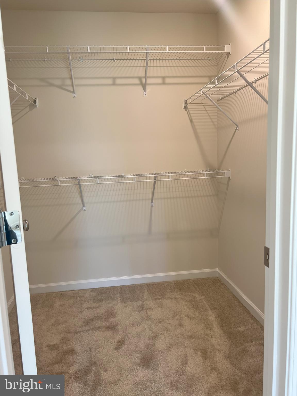 SPRING LAKE - Residential Lease