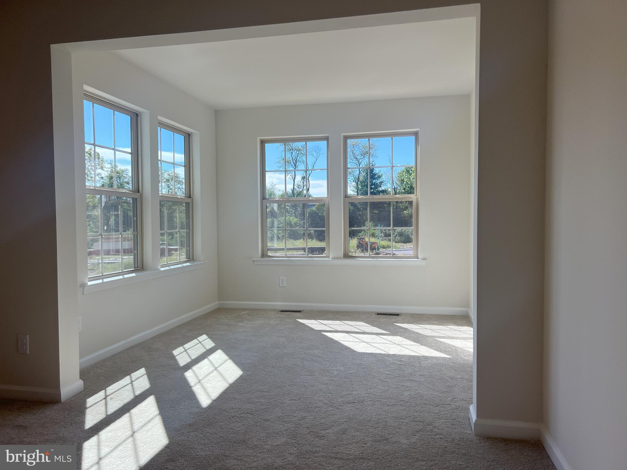 SPRING LAKE - Residential Lease