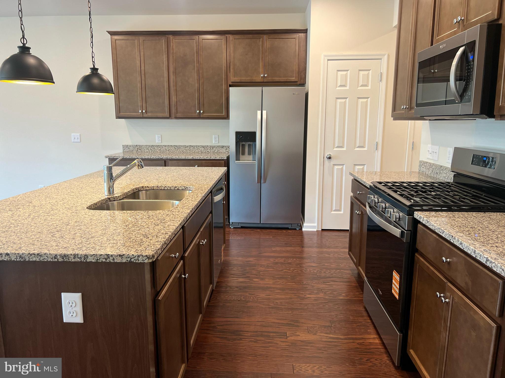 SPRING LAKE - Residential Lease