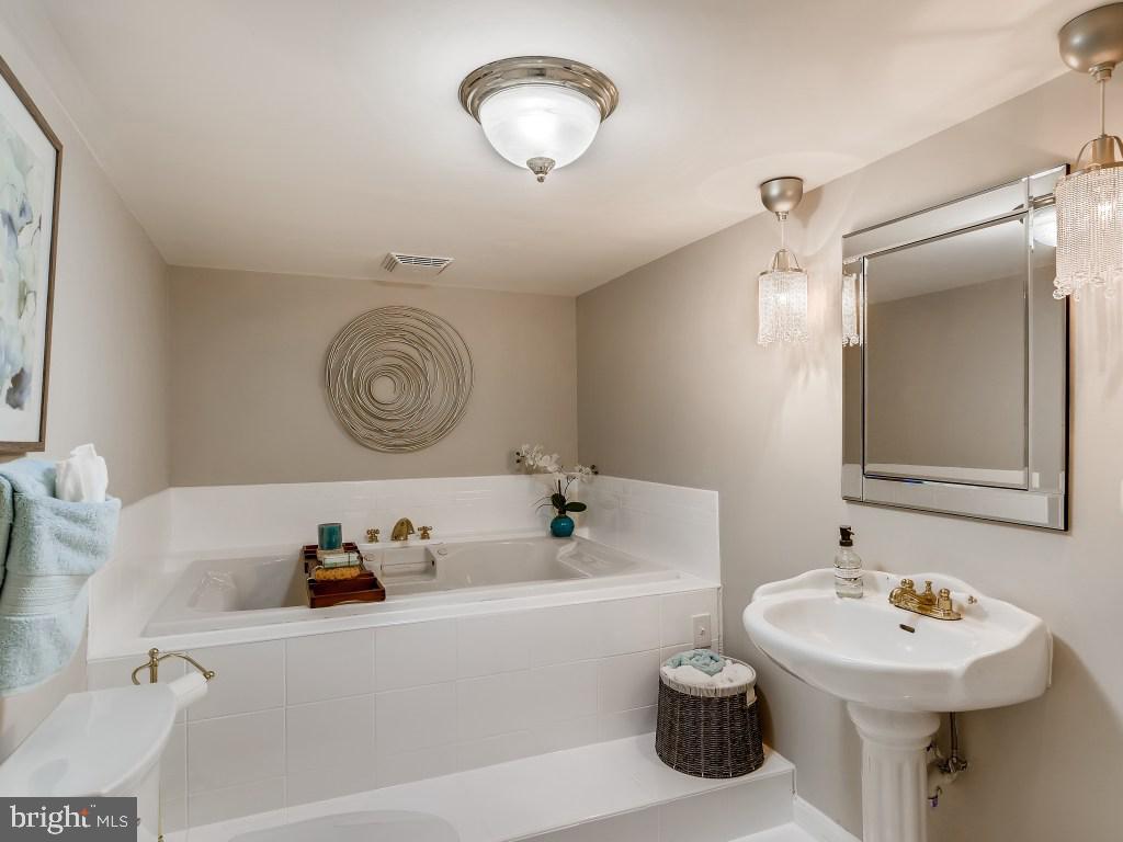 CAMPUS GREEN - Residential