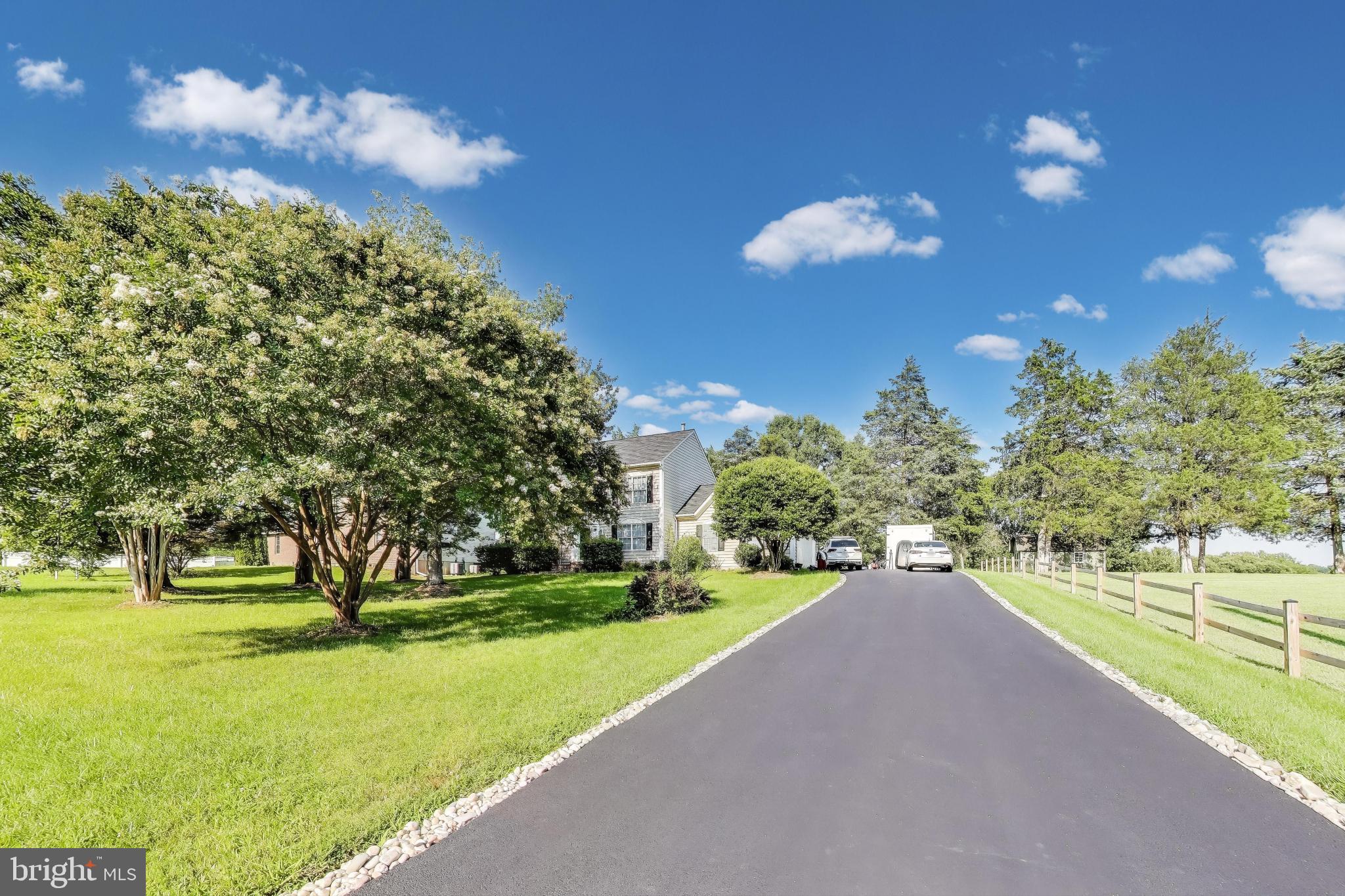 10457 PINEVIEW ROAD