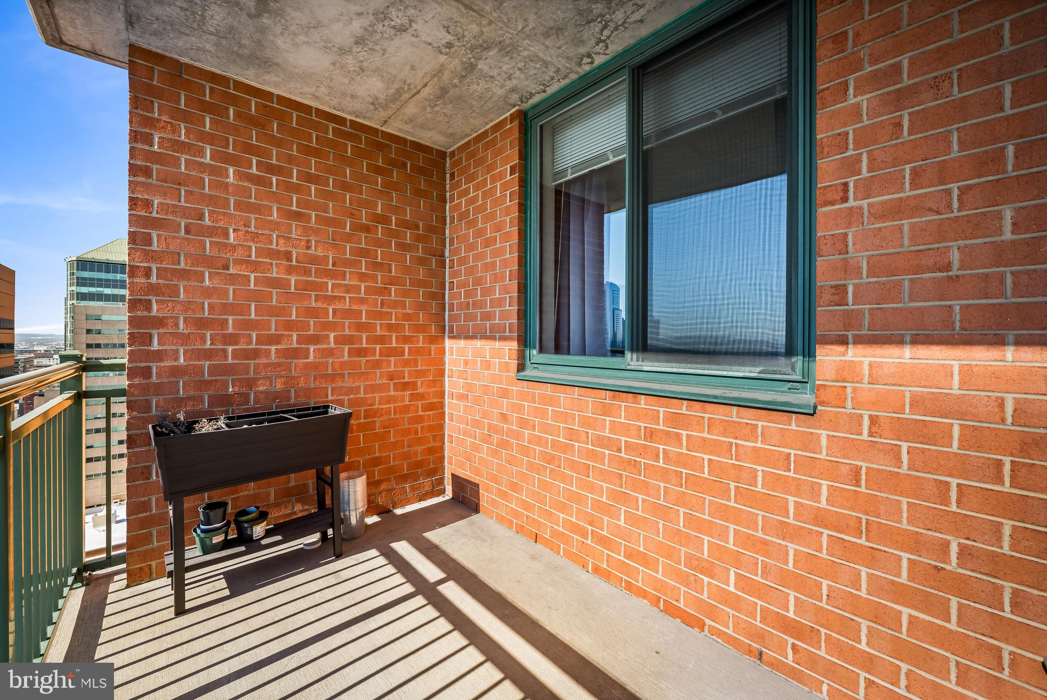 INNER HARBOR - Residential