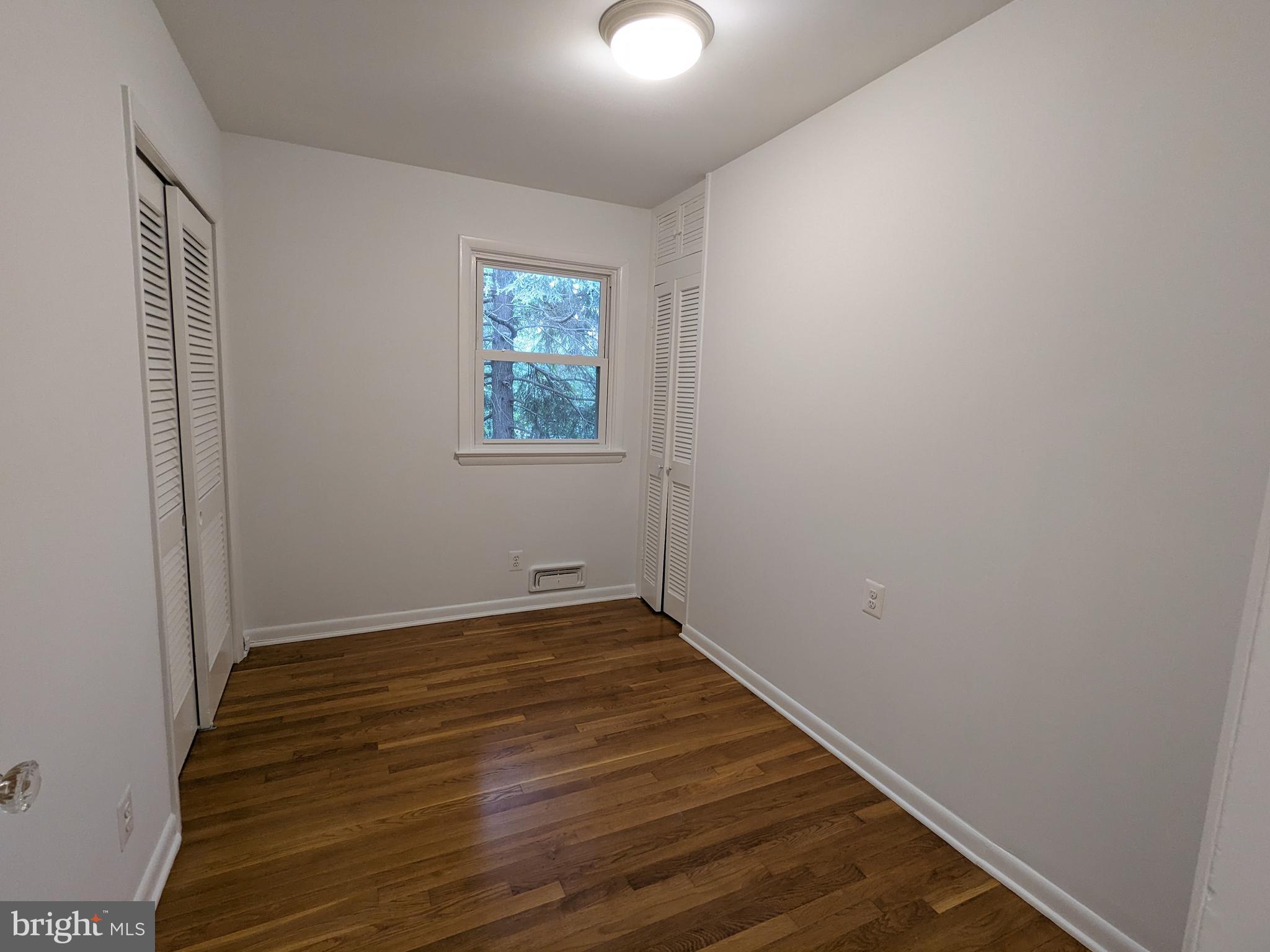 ARLINGTON HEIGHTS - Residential Lease