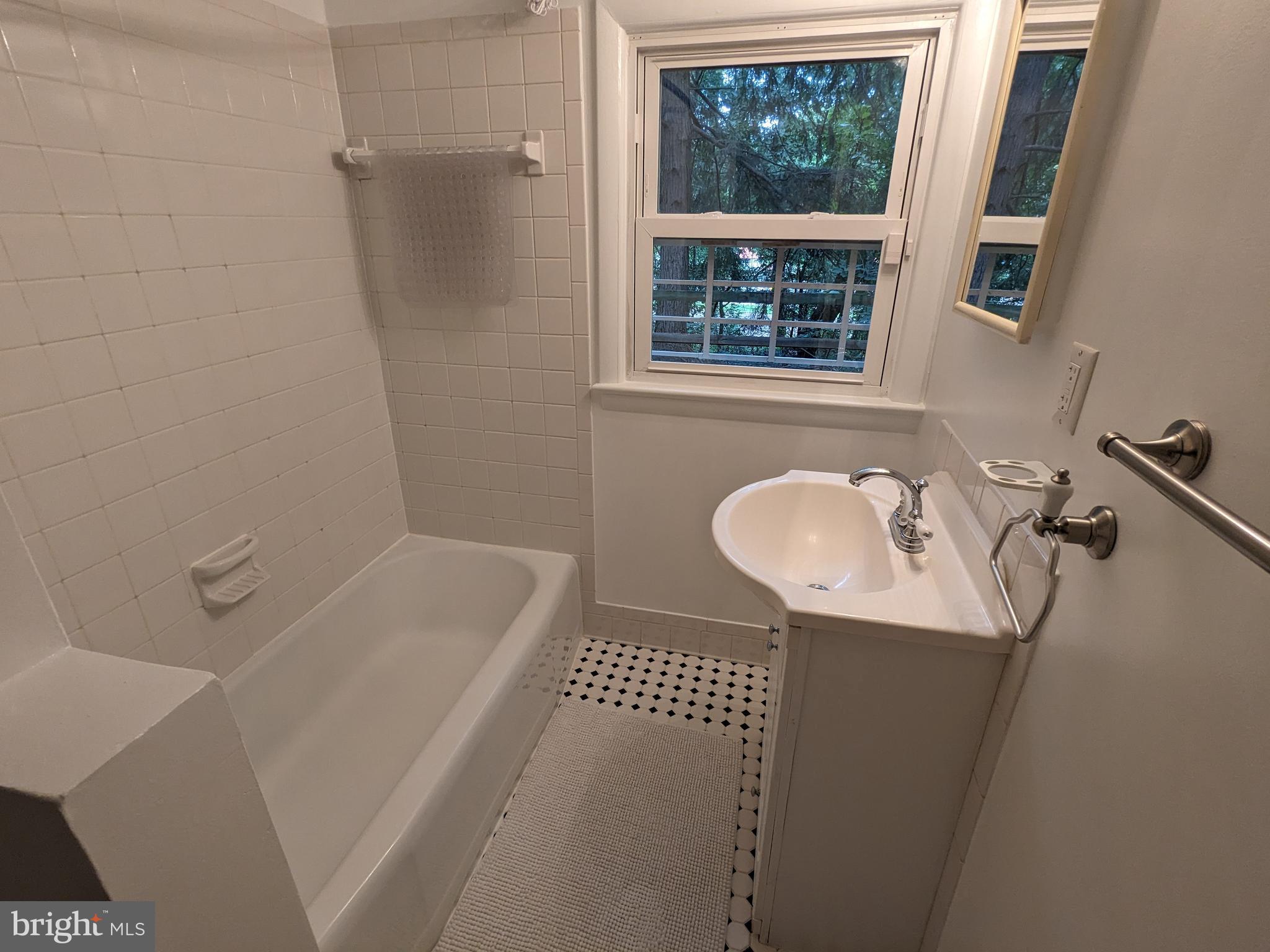 ARLINGTON HEIGHTS - Residential Lease