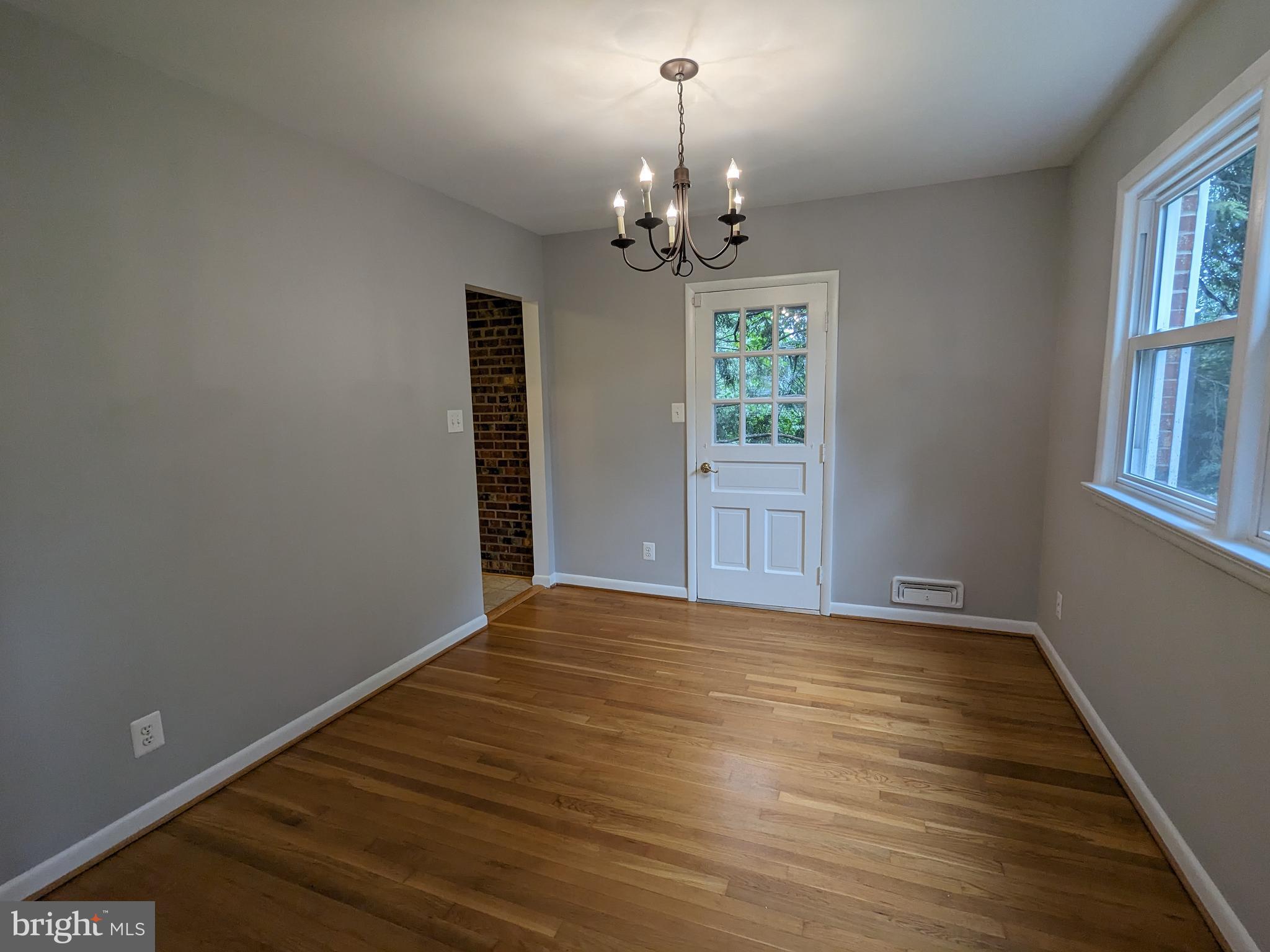 ARLINGTON HEIGHTS - Residential Lease