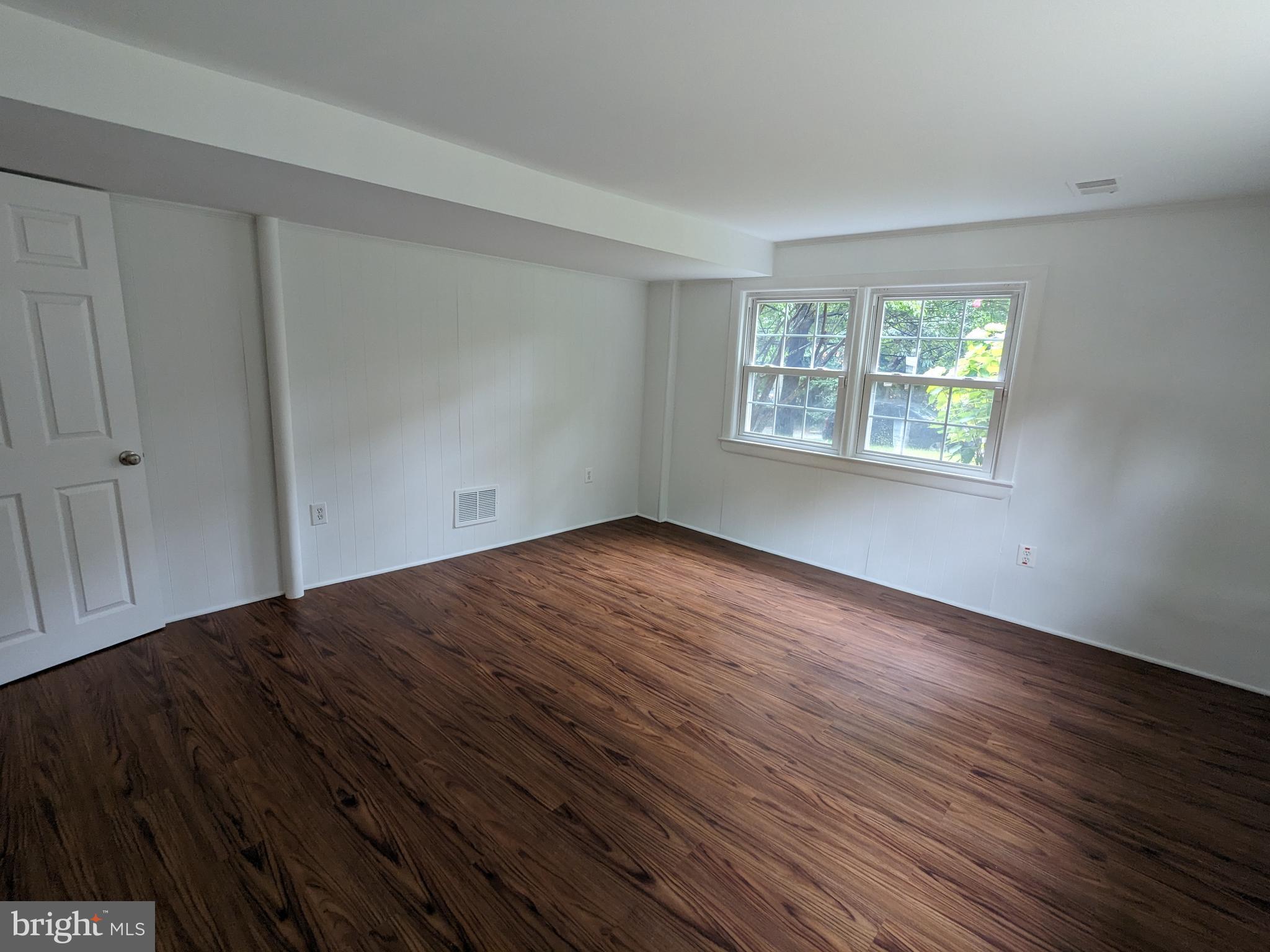 ARLINGTON HEIGHTS - Residential Lease