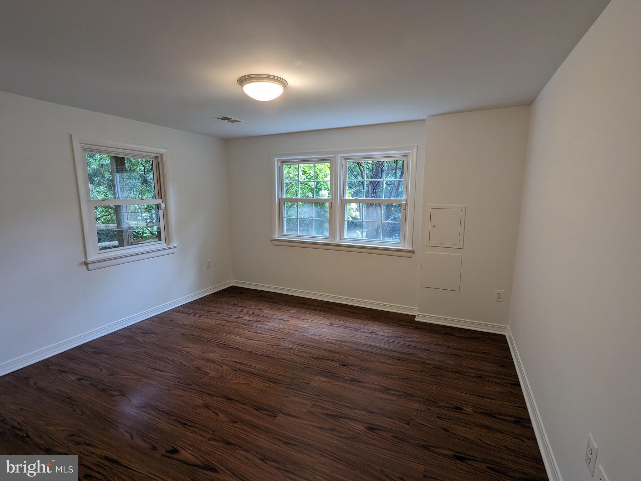 ARLINGTON HEIGHTS - Residential Lease