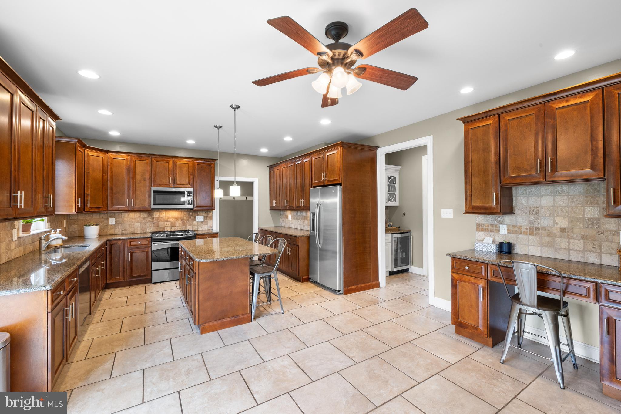 MANOA - Residential