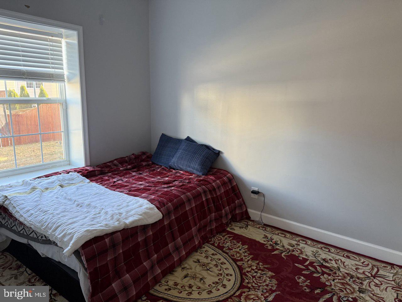 RAYMOND FARM - Residential Lease