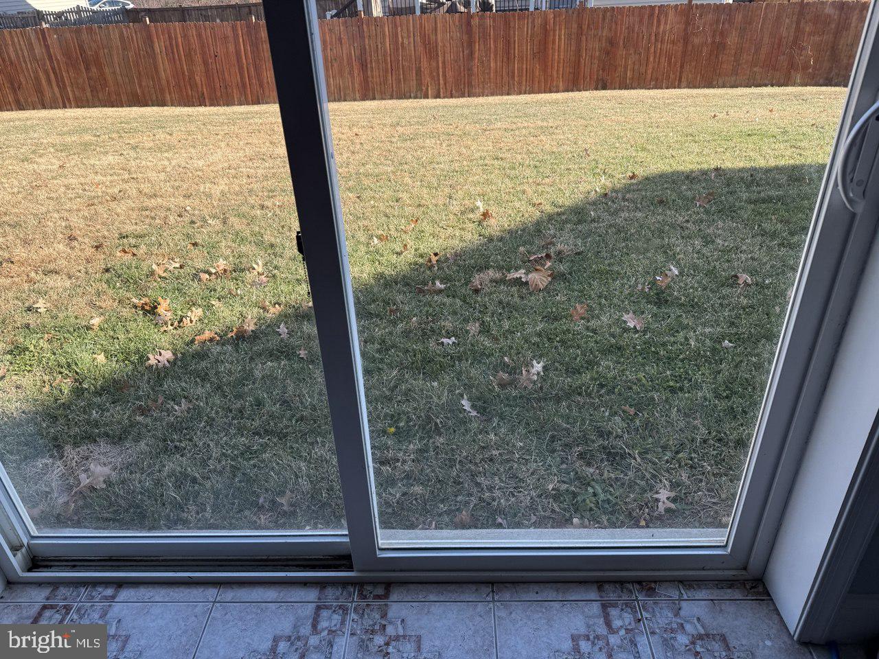 RAYMOND FARM - Residential Lease