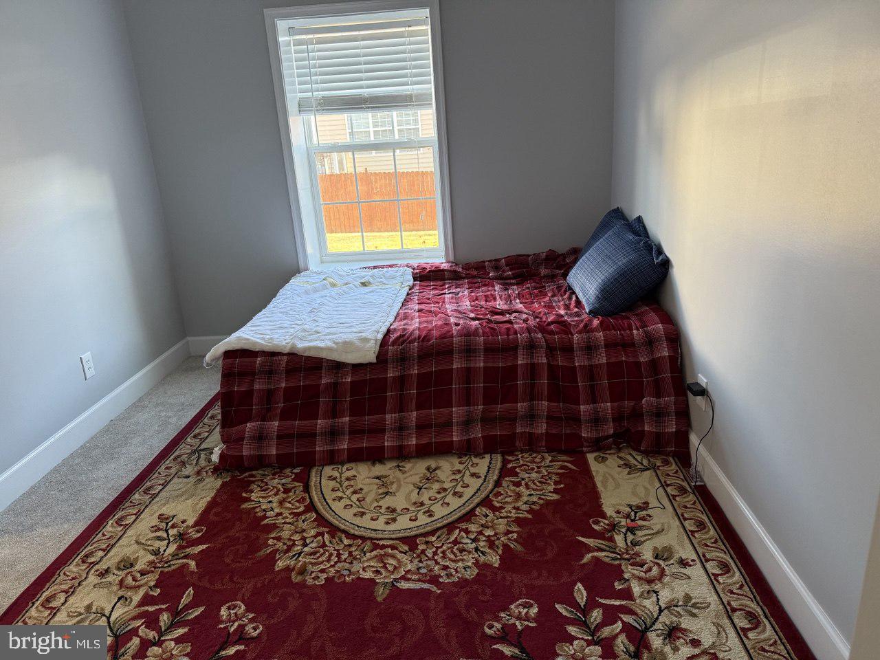 RAYMOND FARM - Residential Lease