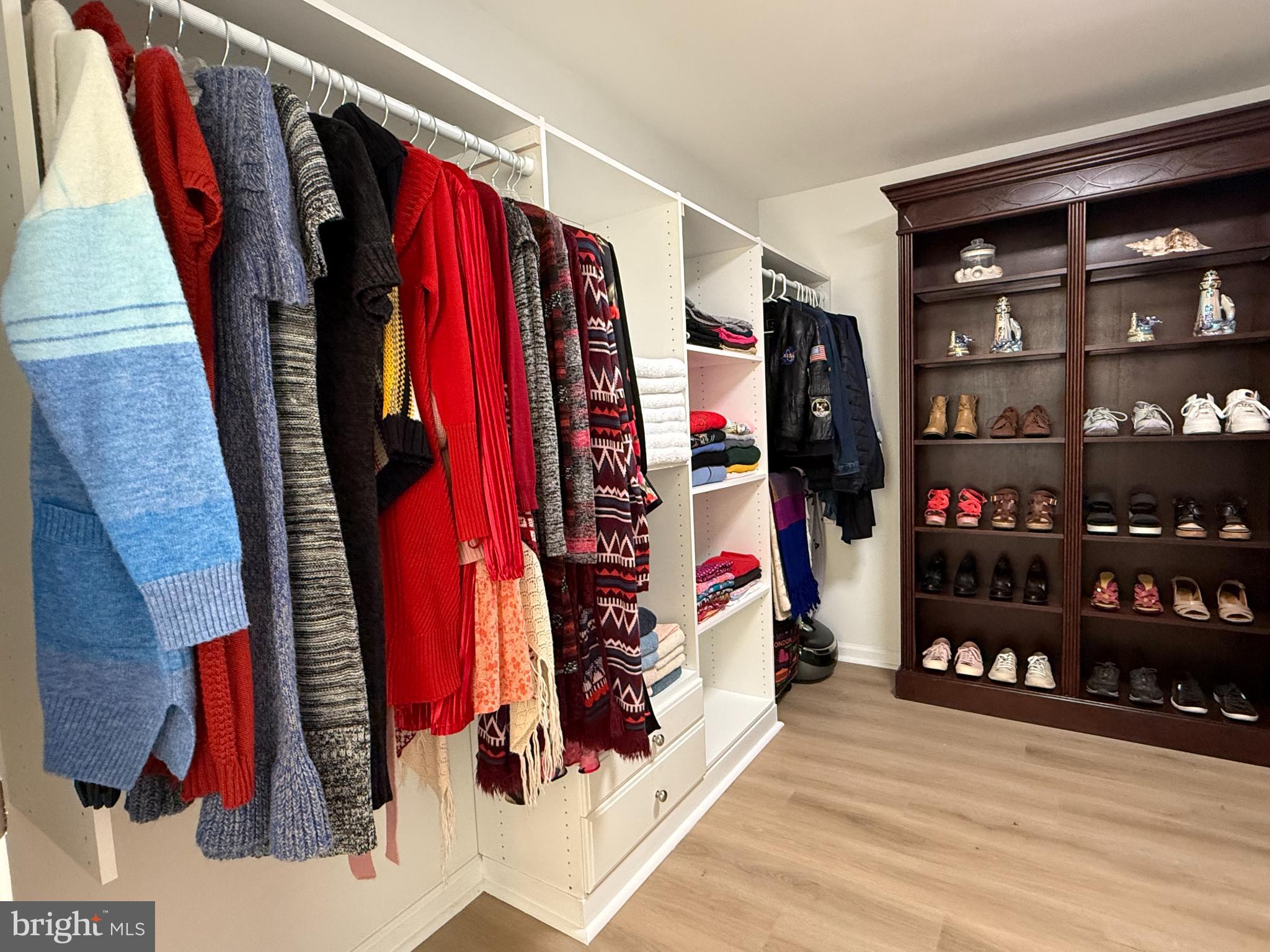 DRUM POINT - Residential