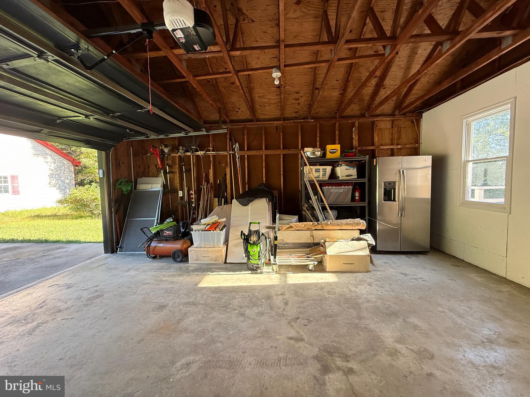 DRUM POINT - Residential