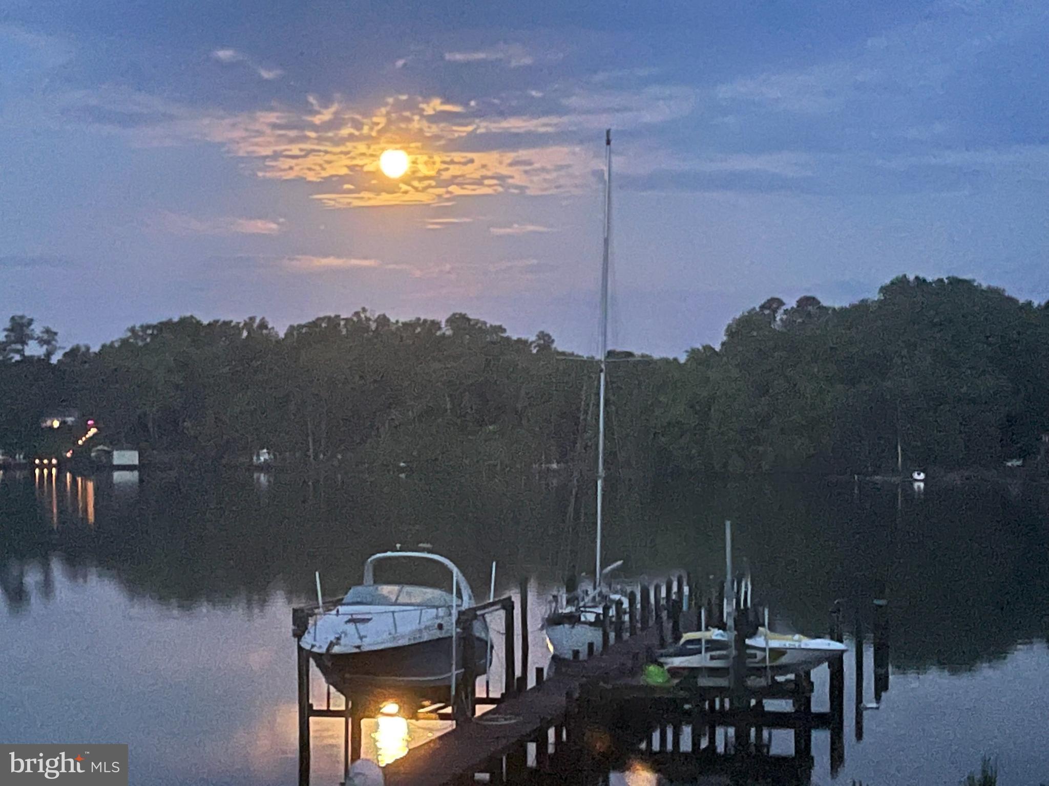 DRUM POINT - Residential