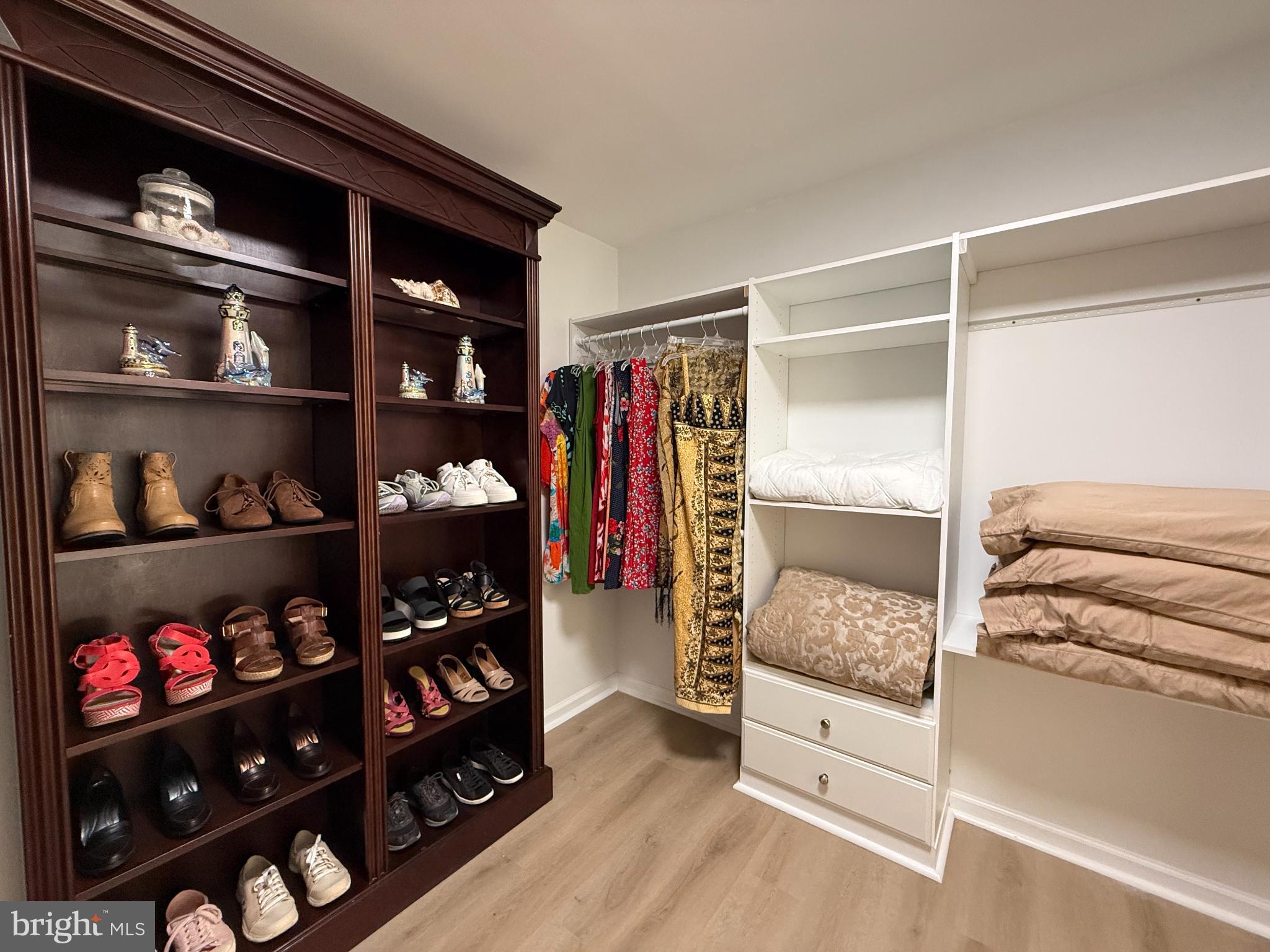 DRUM POINT - Residential