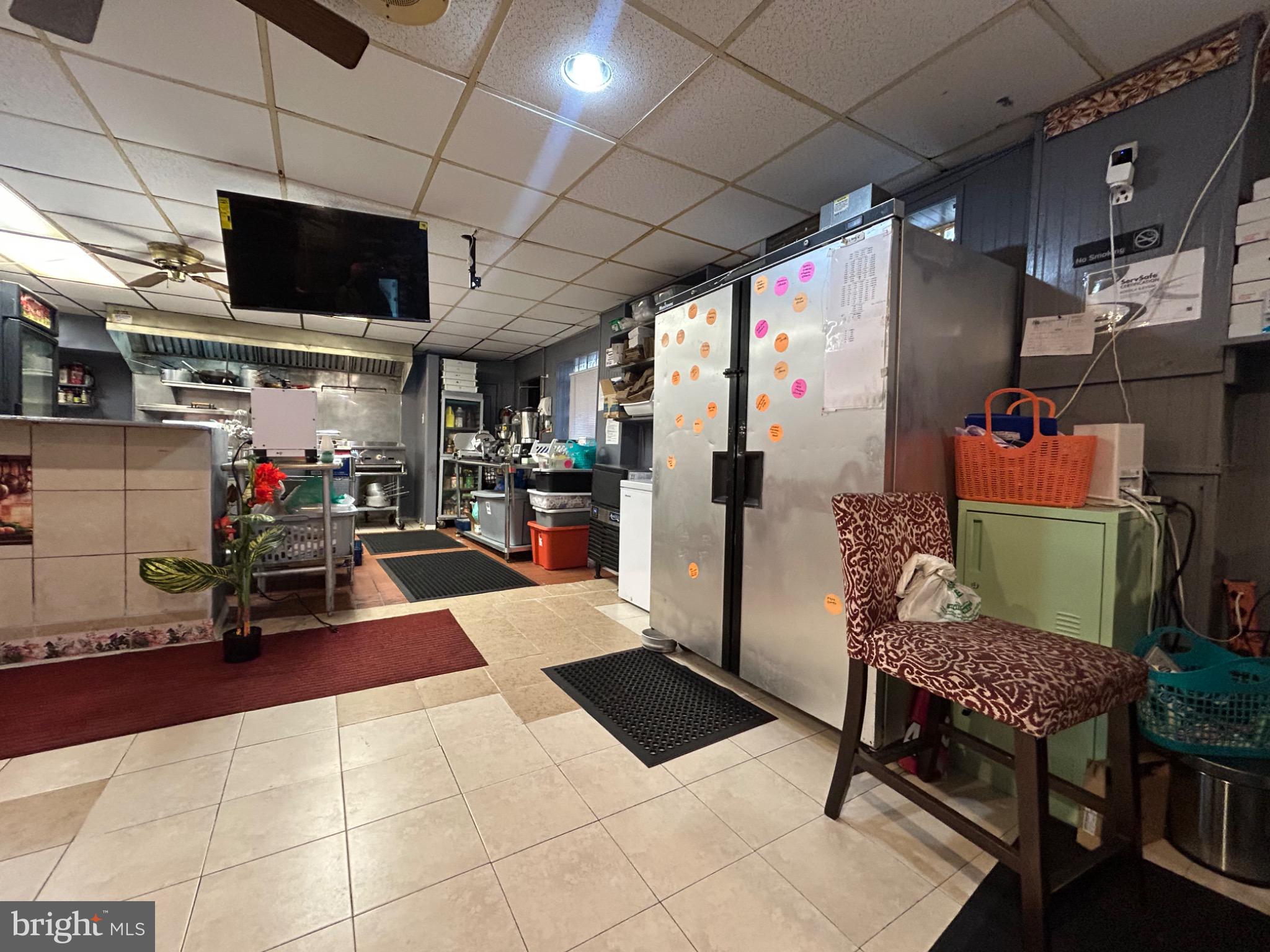 EAST OAK LANE - Commercial Sale