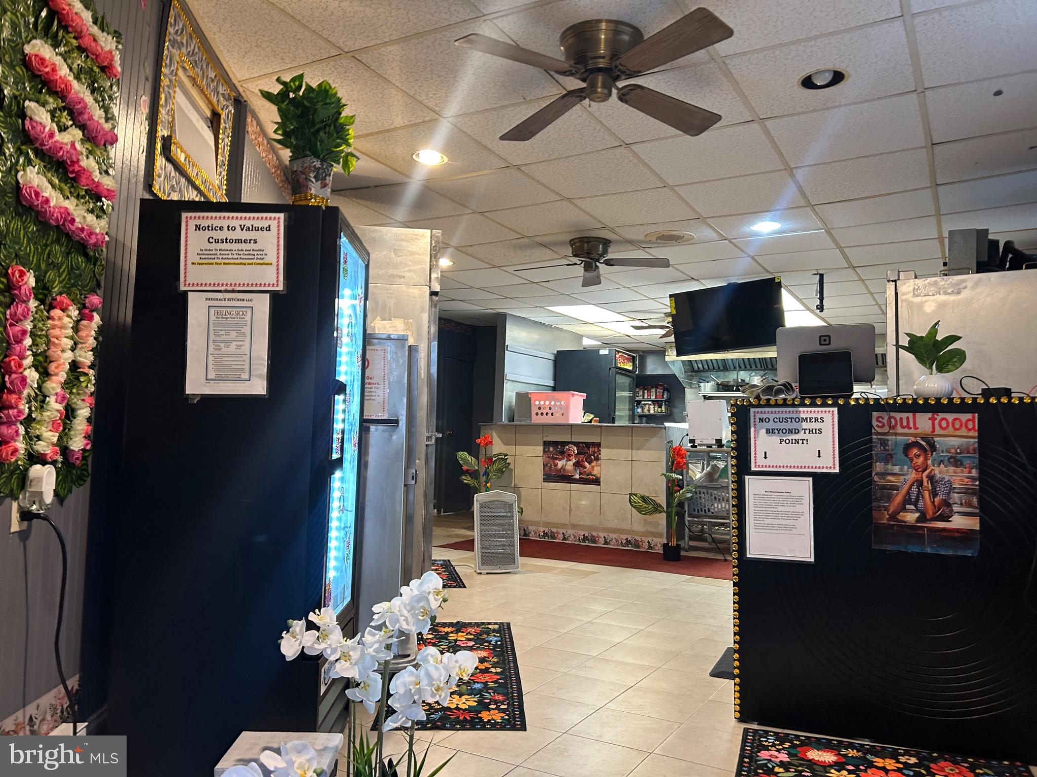 EAST OAK LANE - Commercial Sale