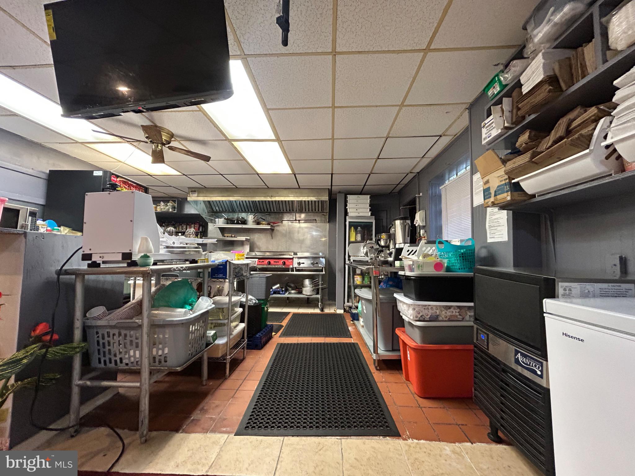 EAST OAK LANE - Commercial Sale