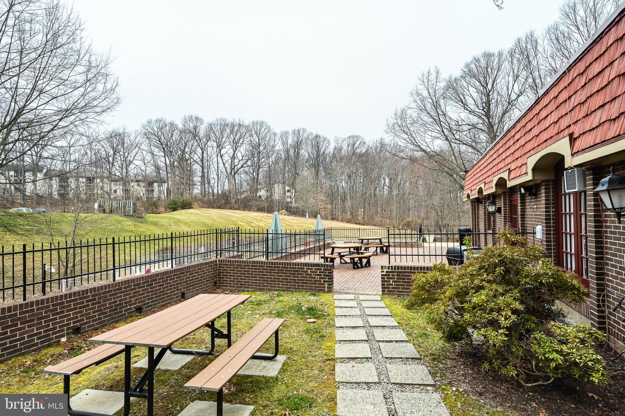 CARDINAL FOREST - Residential Lease