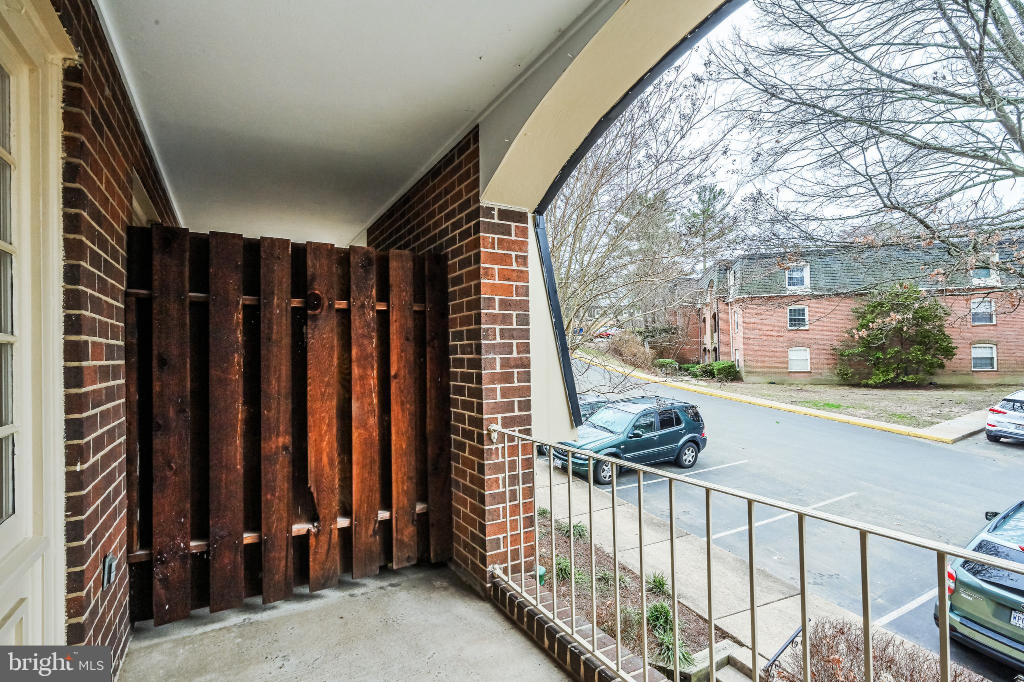 CARDINAL FOREST - Residential Lease