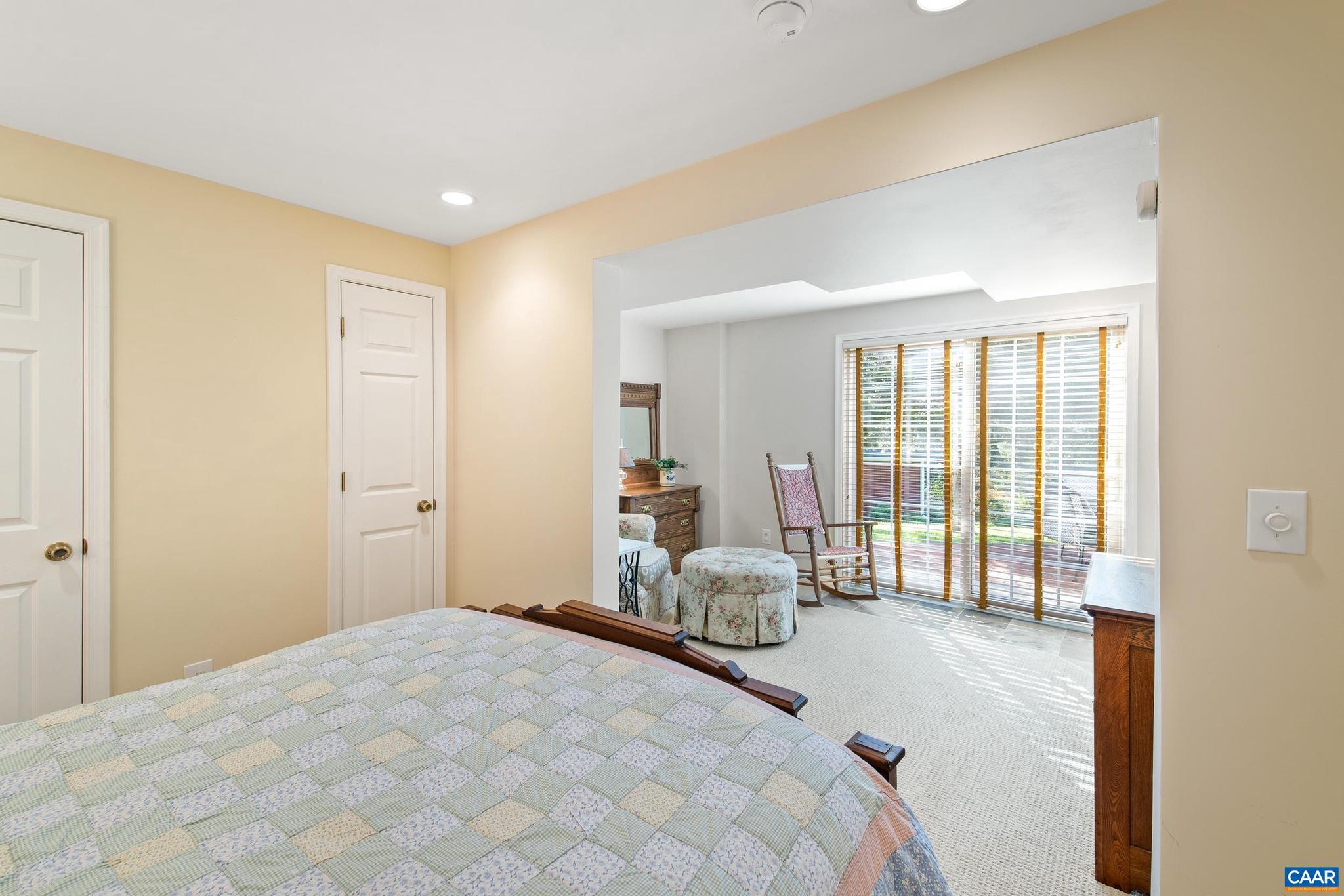 SOUTHERN HILLS - Residential