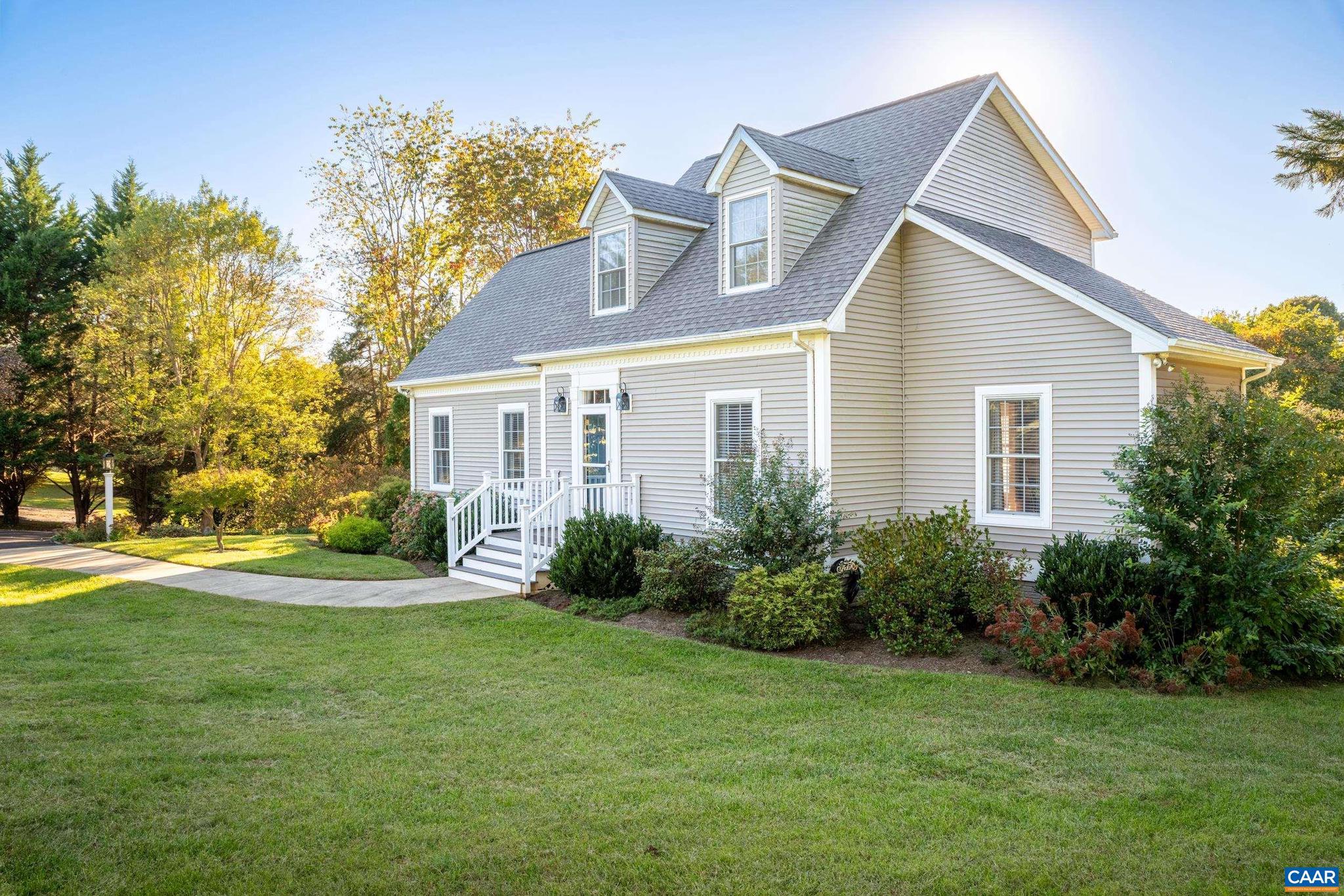 SOUTHERN HILLS - Residential