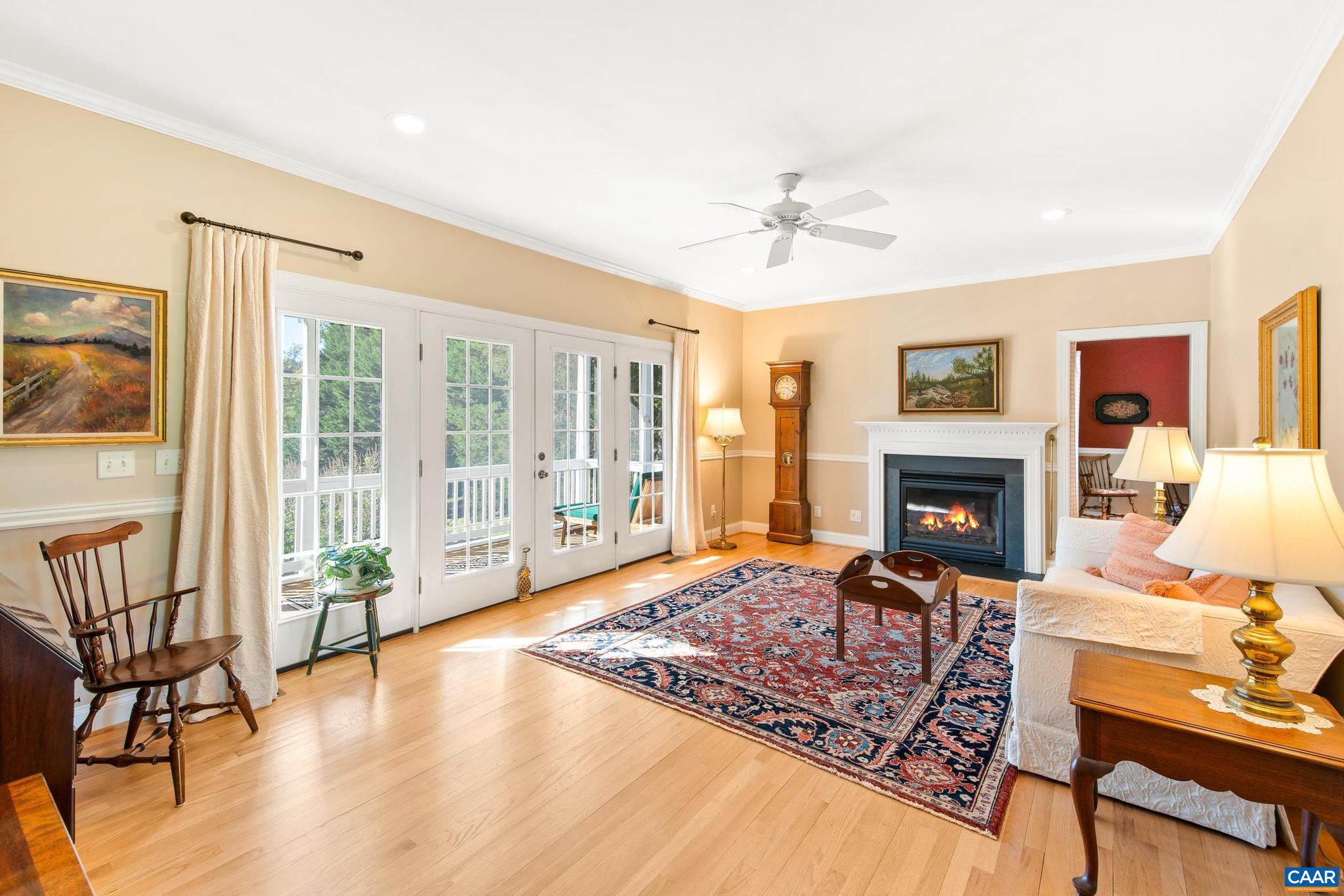 SOUTHERN HILLS - Residential