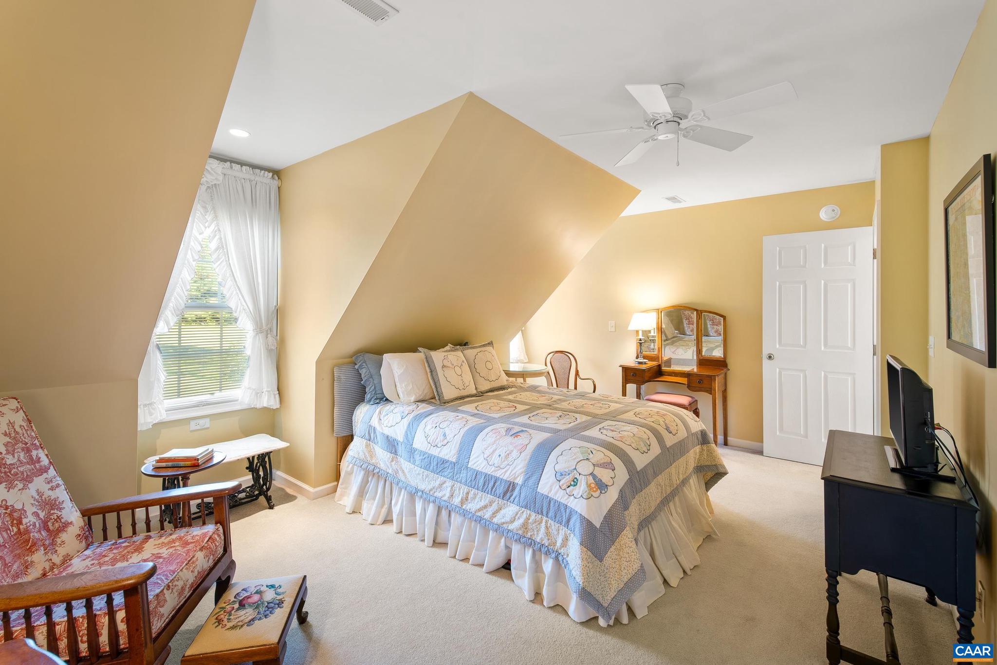 SOUTHERN HILLS - Residential