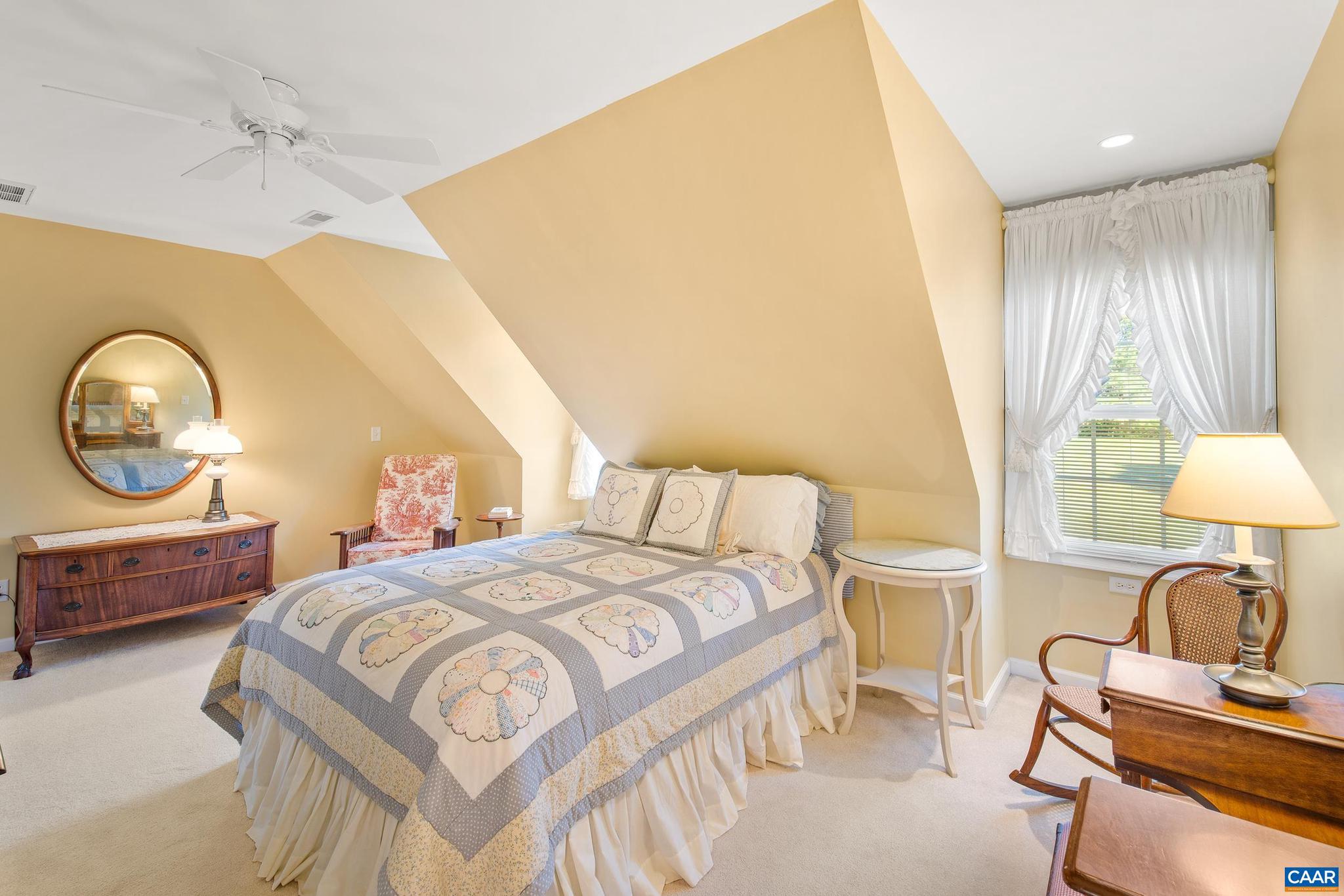 SOUTHERN HILLS - Residential