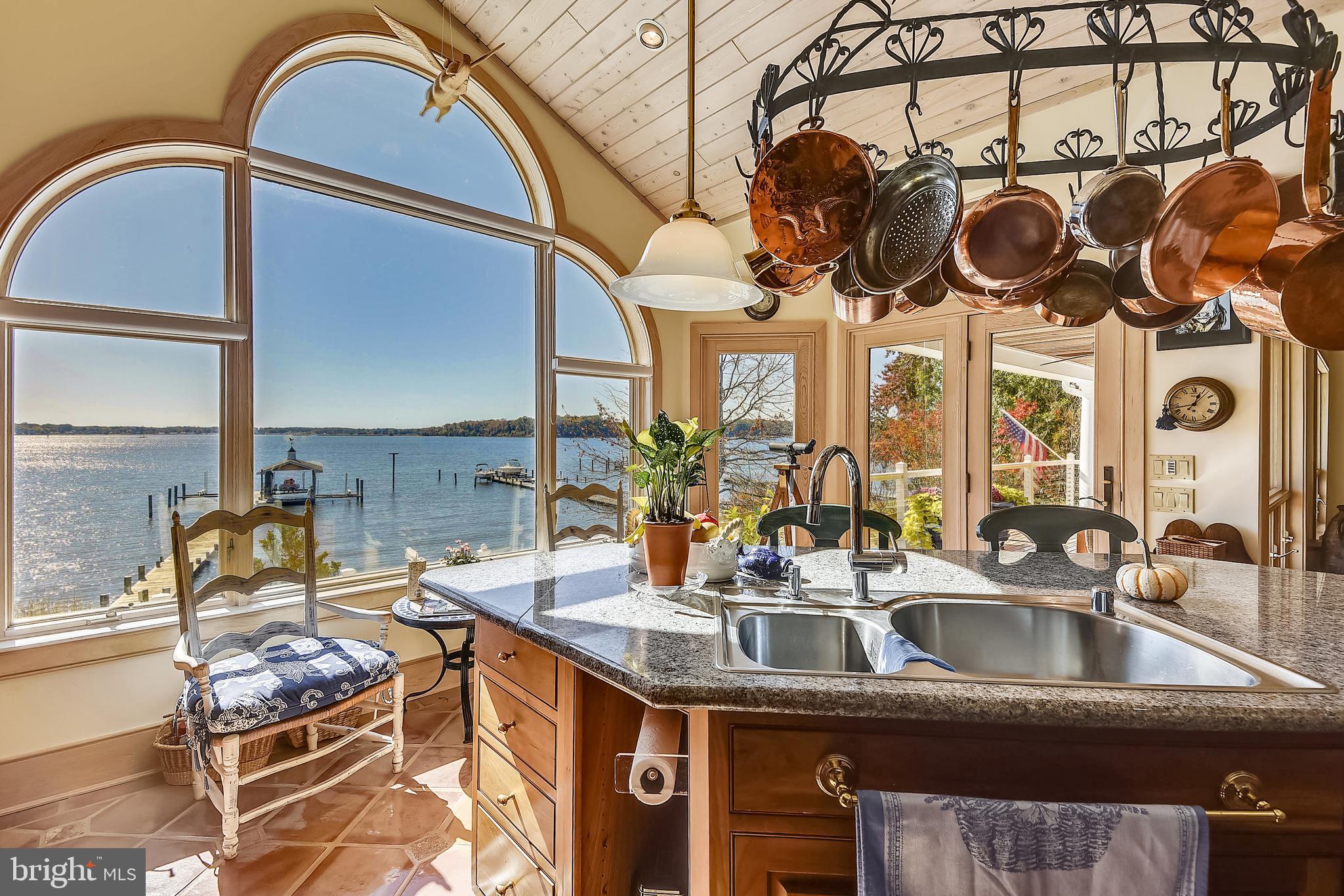 HILLSMERE SHORES - Residential