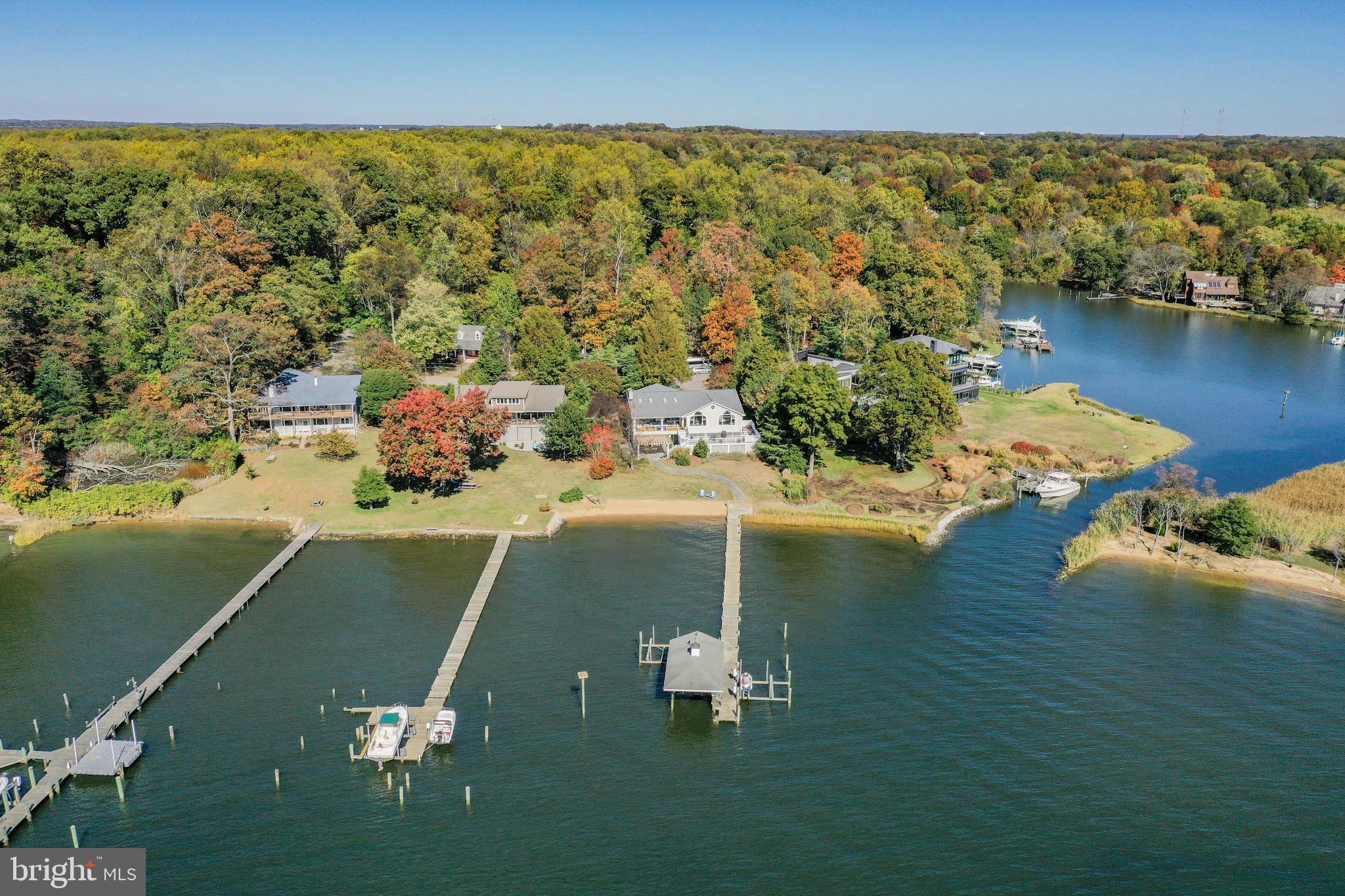 HILLSMERE SHORES - Residential