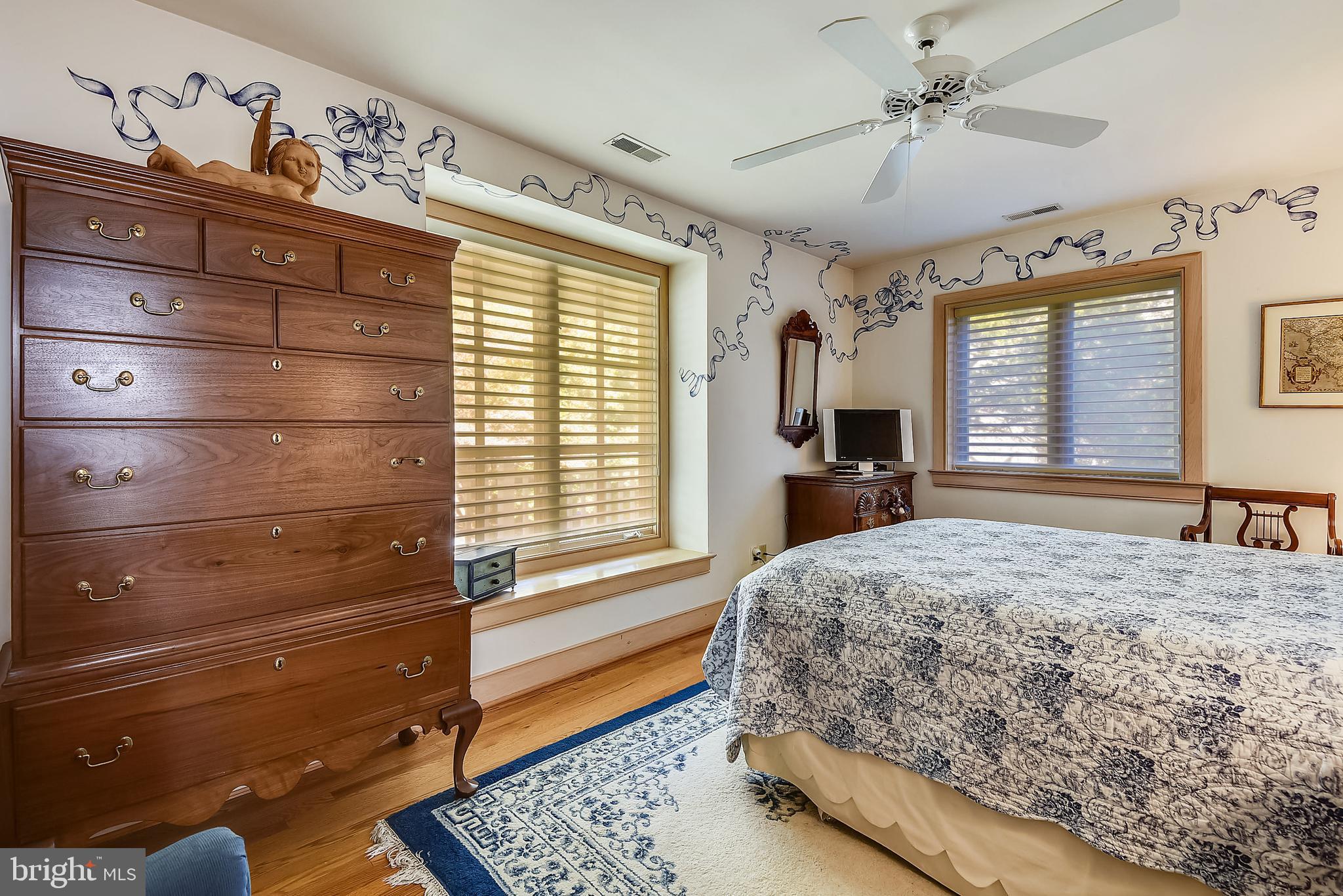 HILLSMERE SHORES - Residential