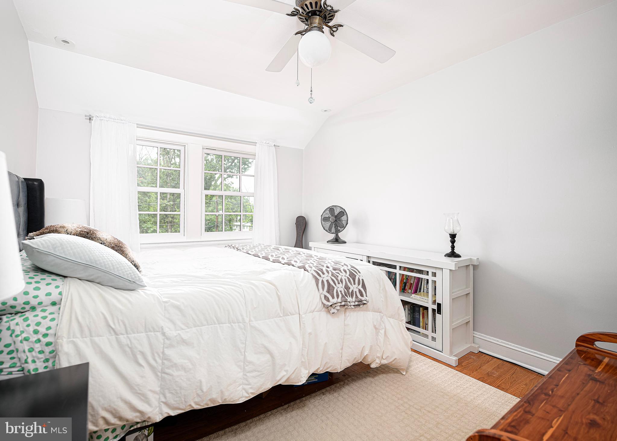 ORIGINAL NORTHWOOD - Residential