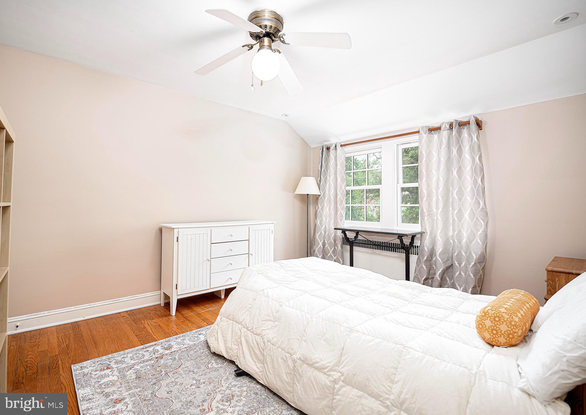 ORIGINAL NORTHWOOD - Residential