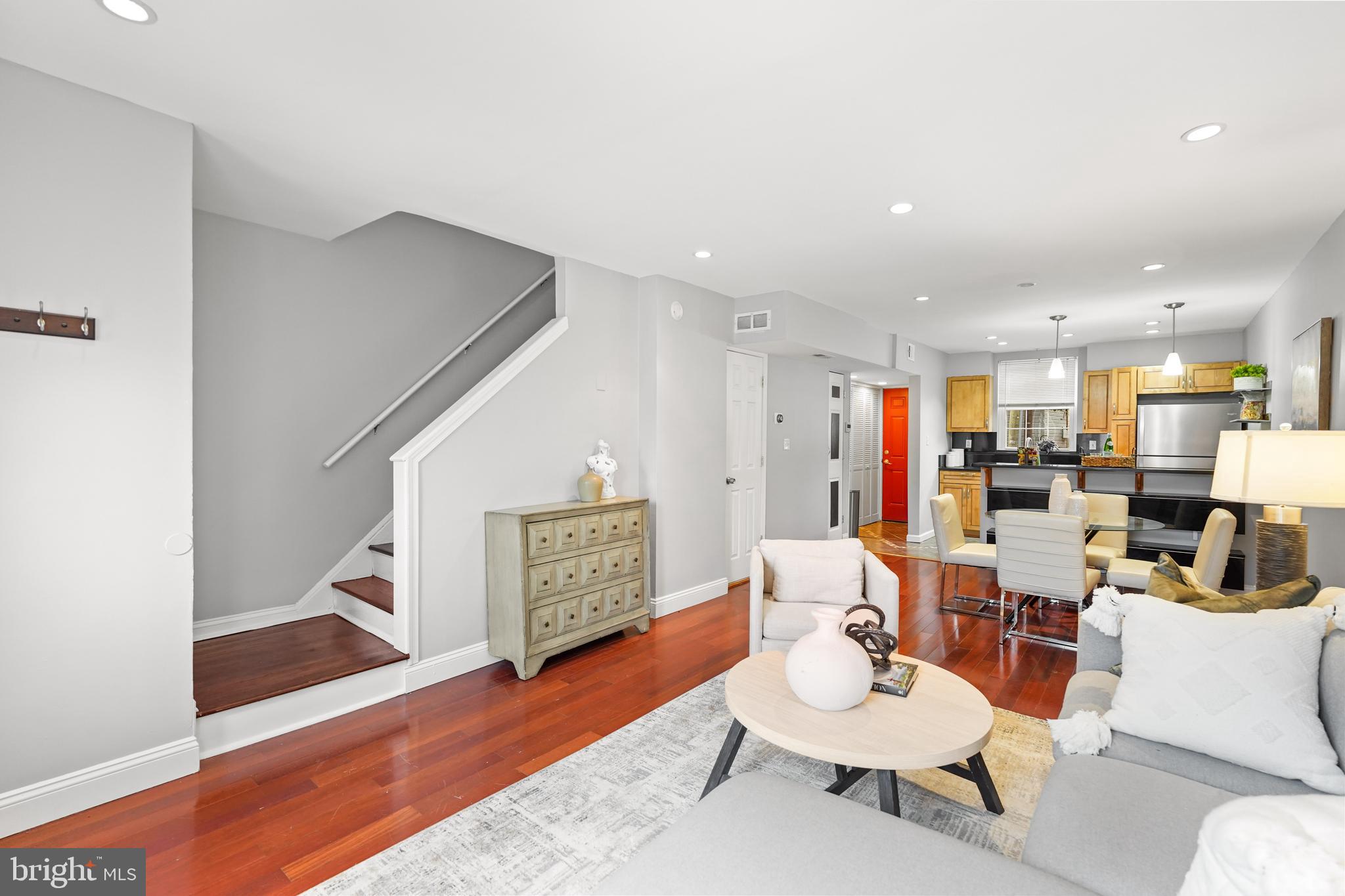 HUME SPRINGS - Residential