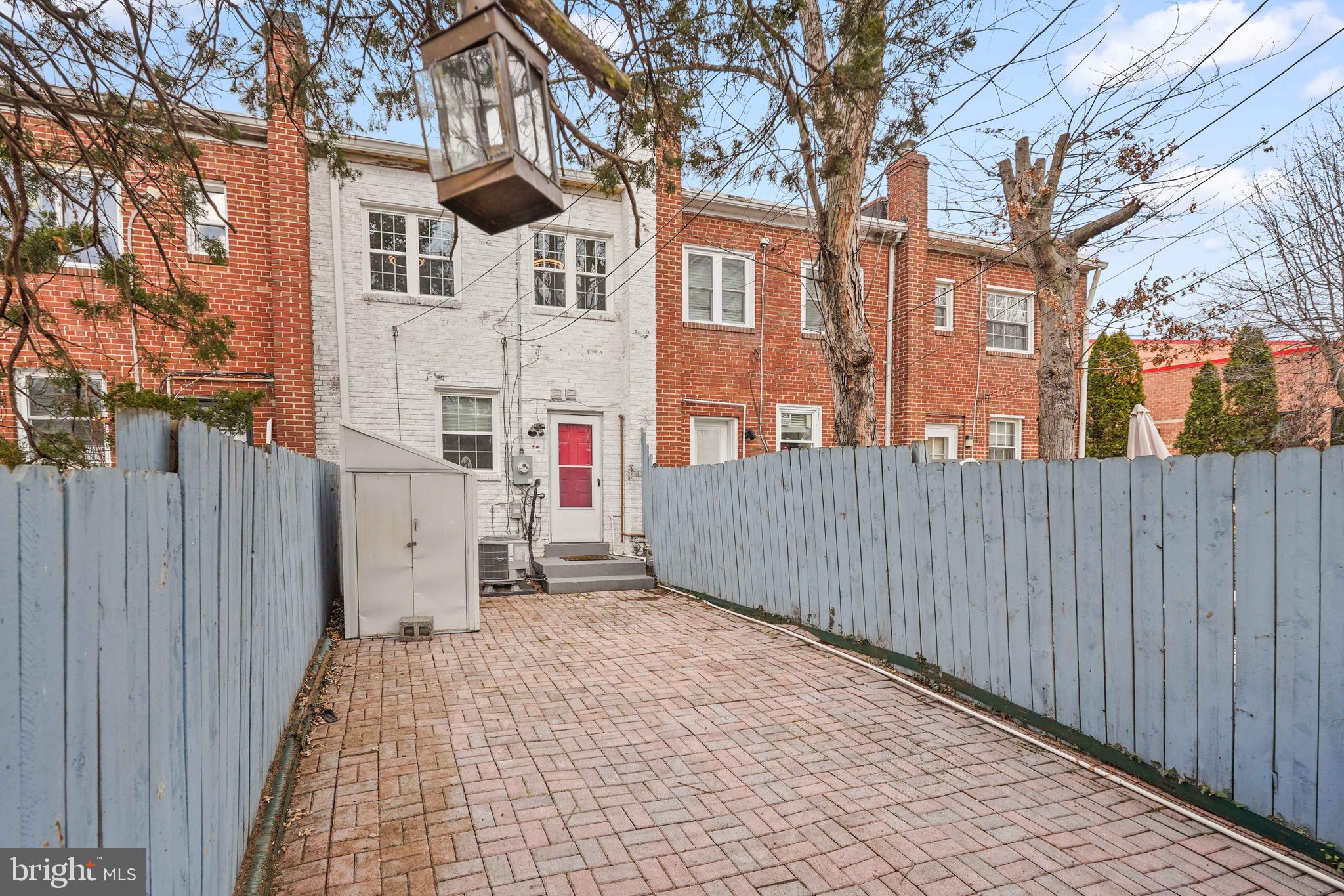 HUME SPRINGS - Residential