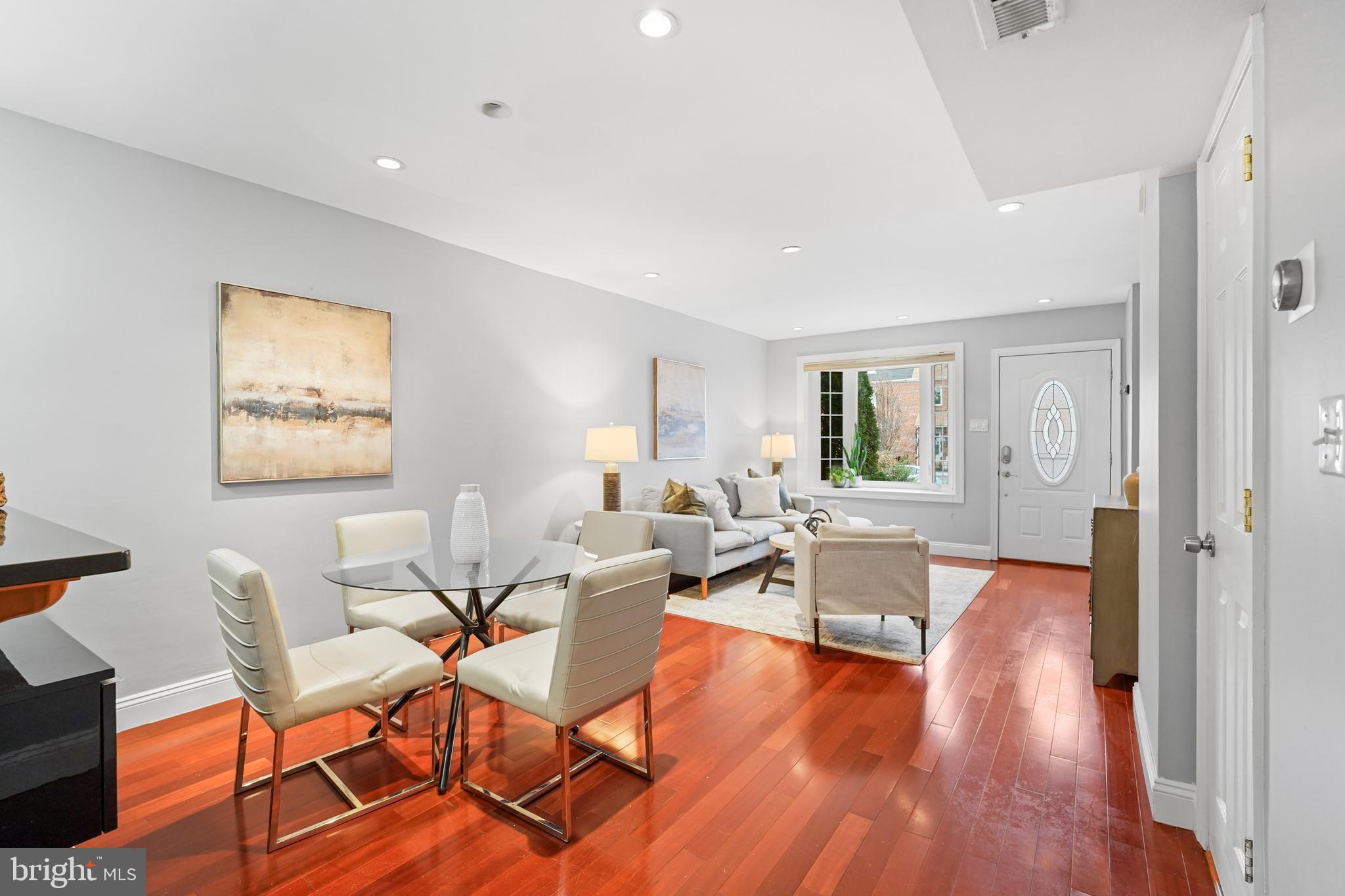 HUME SPRINGS - Residential