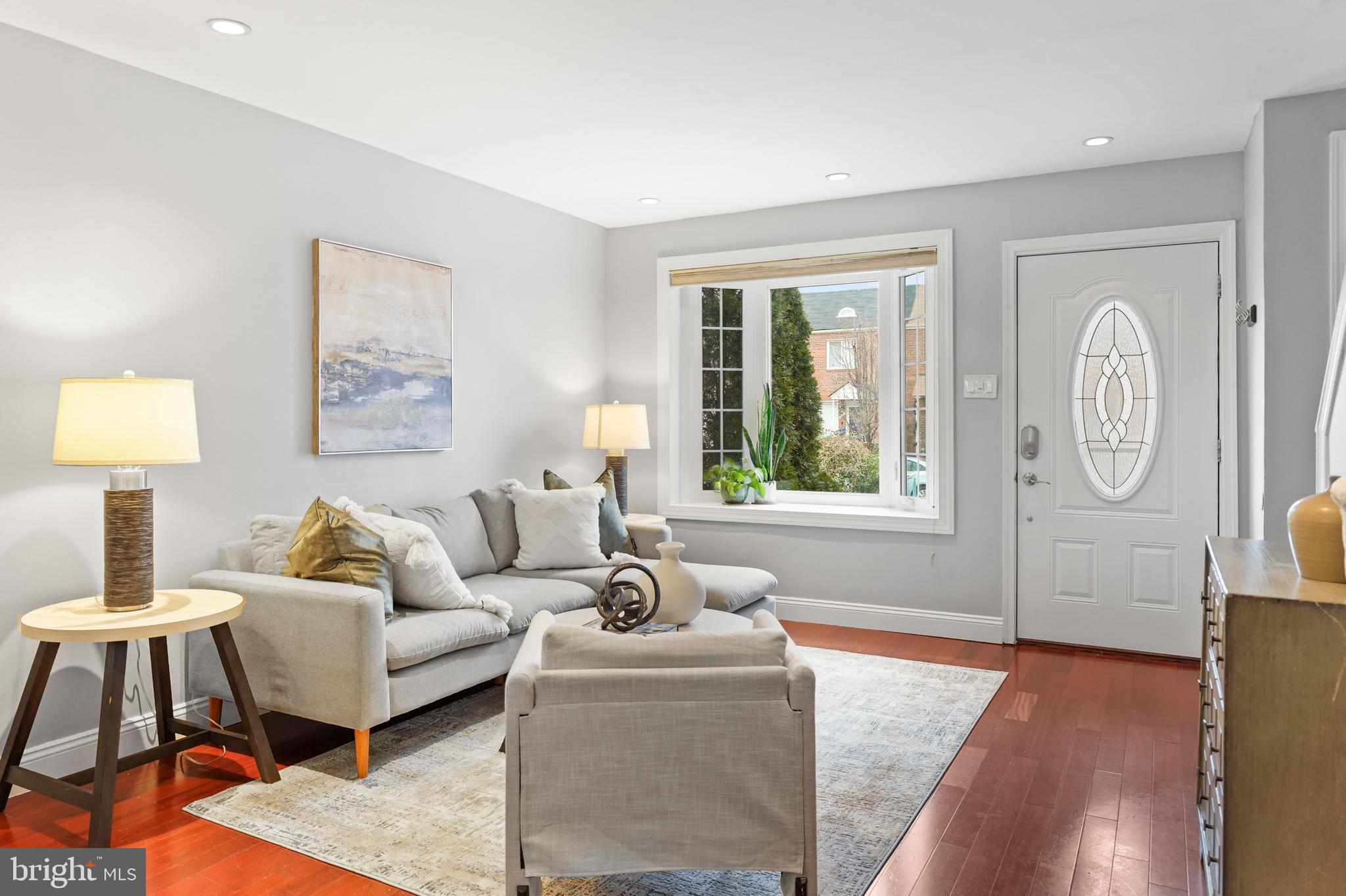 HUME SPRINGS - Residential