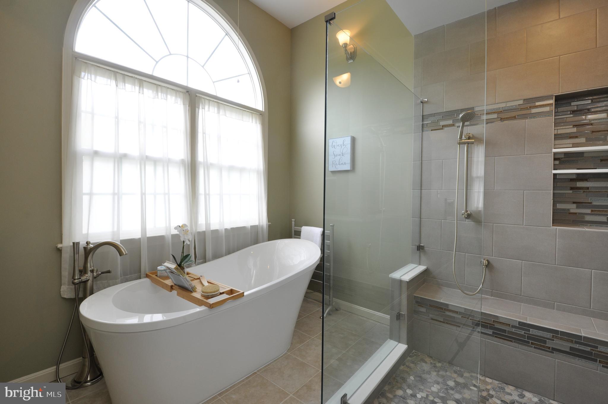 THE HILLS AT SNOWDEN - Residential