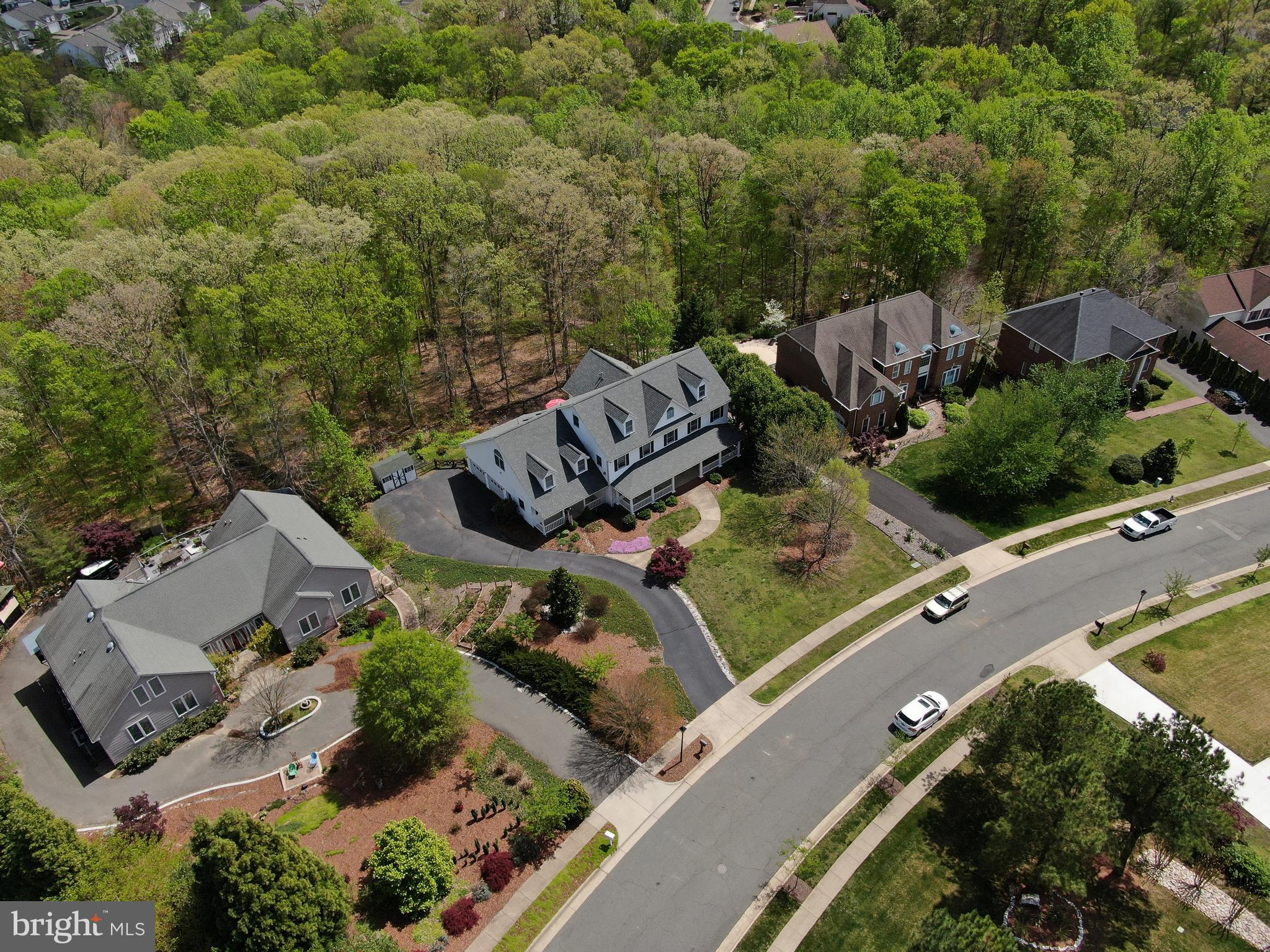 THE HILLS AT SNOWDEN - Residential