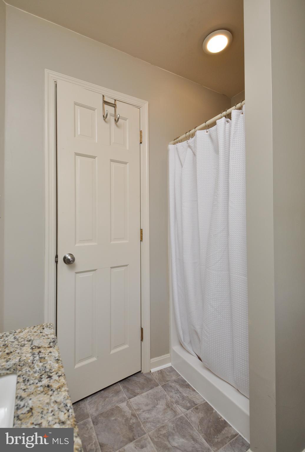 THE HILLS AT SNOWDEN - Residential